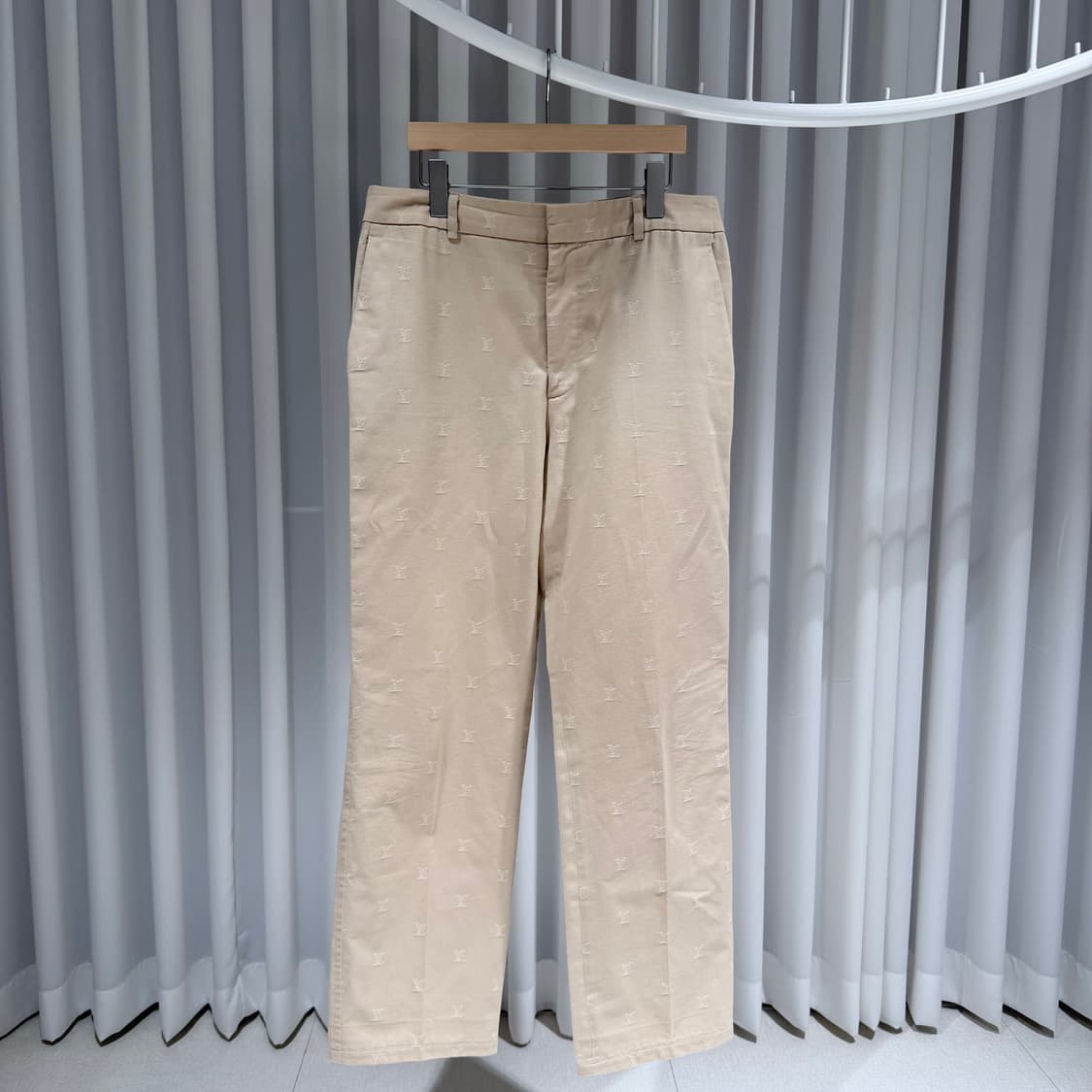 (A+/52) / 루이비통 레더 패치 코튼 치노 데님 팬츠 바지 베이지 상품이미지1