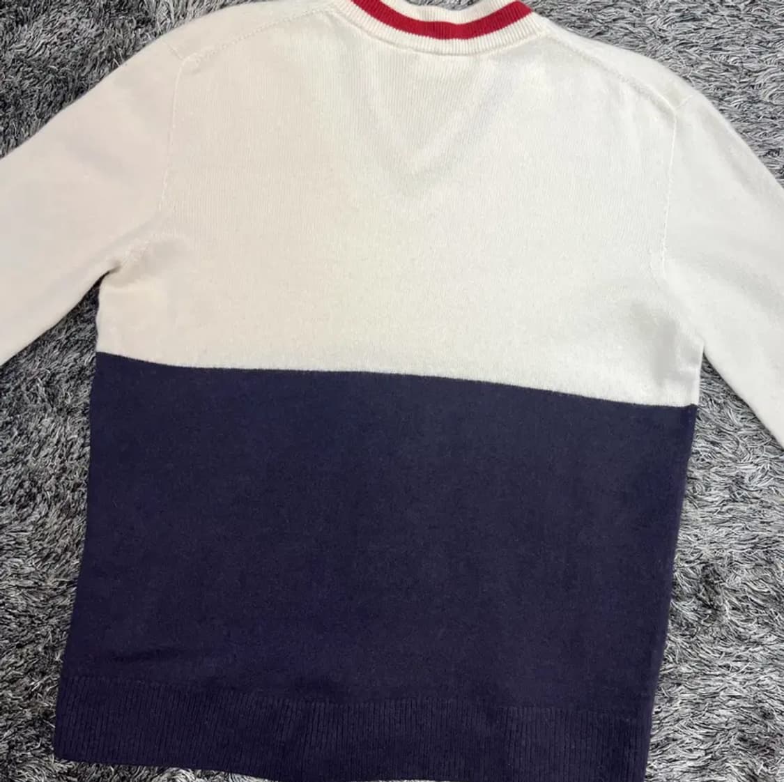 라코스테 남성 울 v넥 니트 (100)made in france 상품이미지4