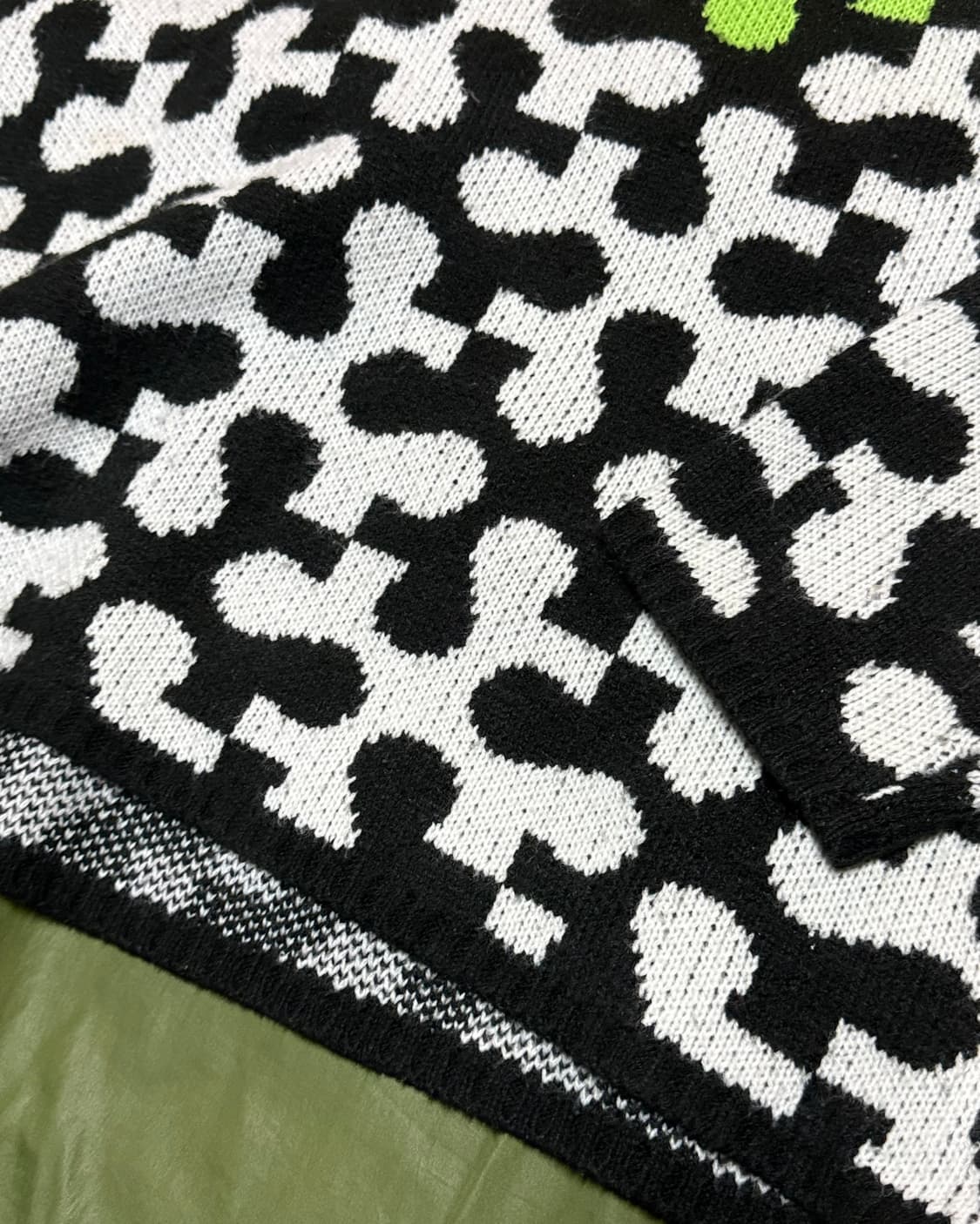 오베이 퍼즐 스웨터 M 상품이미지4