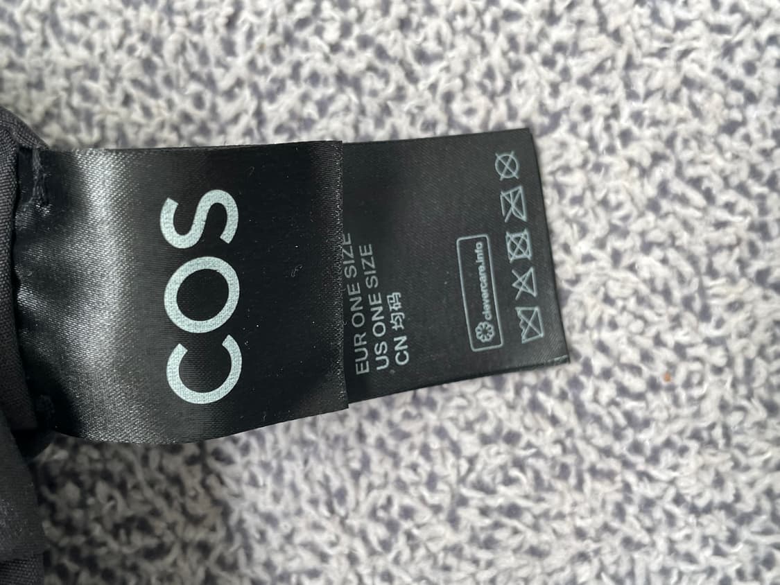 COS 퀼티드백 블랙 상품이미지7