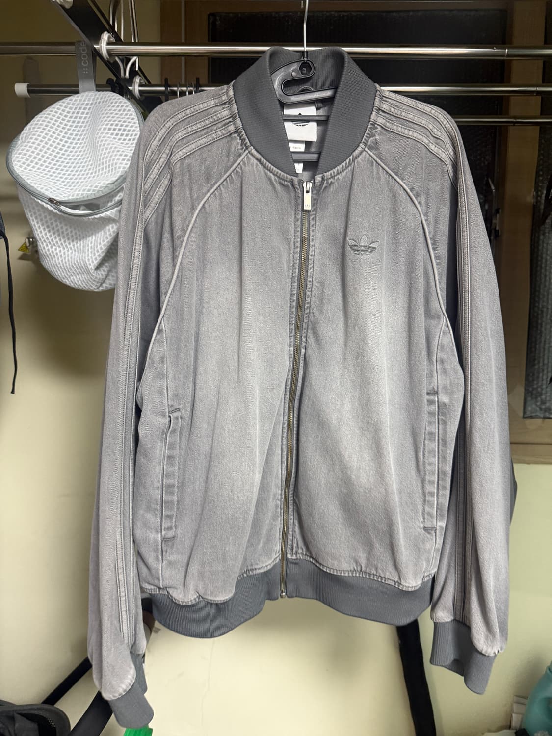 아디다스 SST 아디컬러 루즈 SST 데님 블랙 워시 자켓 데님 - KR 상품이미지1