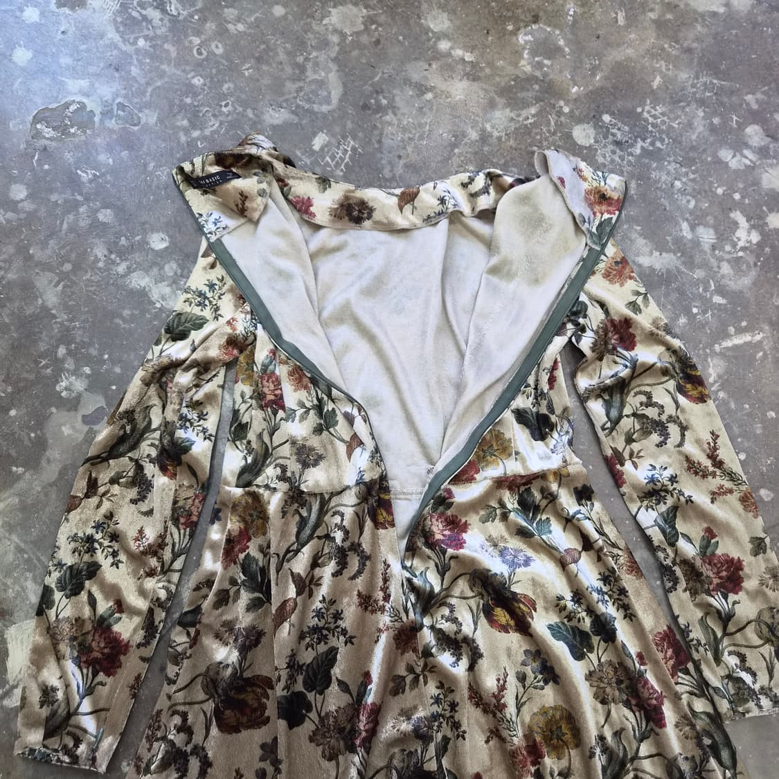 M) ZARA 자라 플라워 패턴 벨로아 원피스 벨벳 원피스 상품이미지9