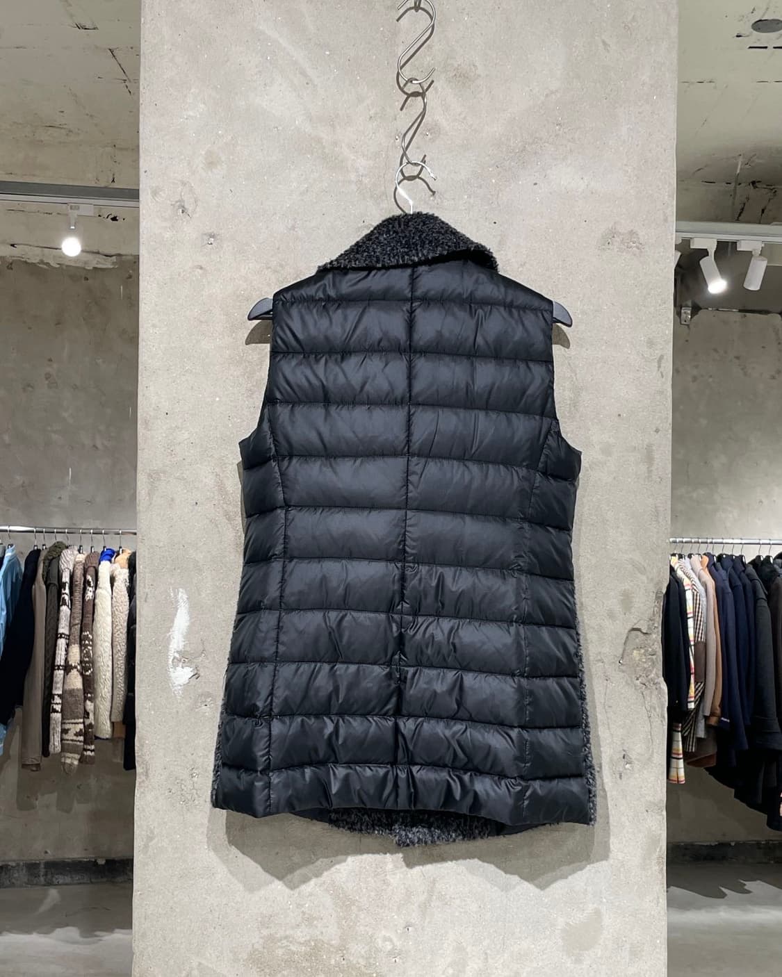 막스마라 그레이 블랙 알파카 울 다운 베스트 상품이미지6