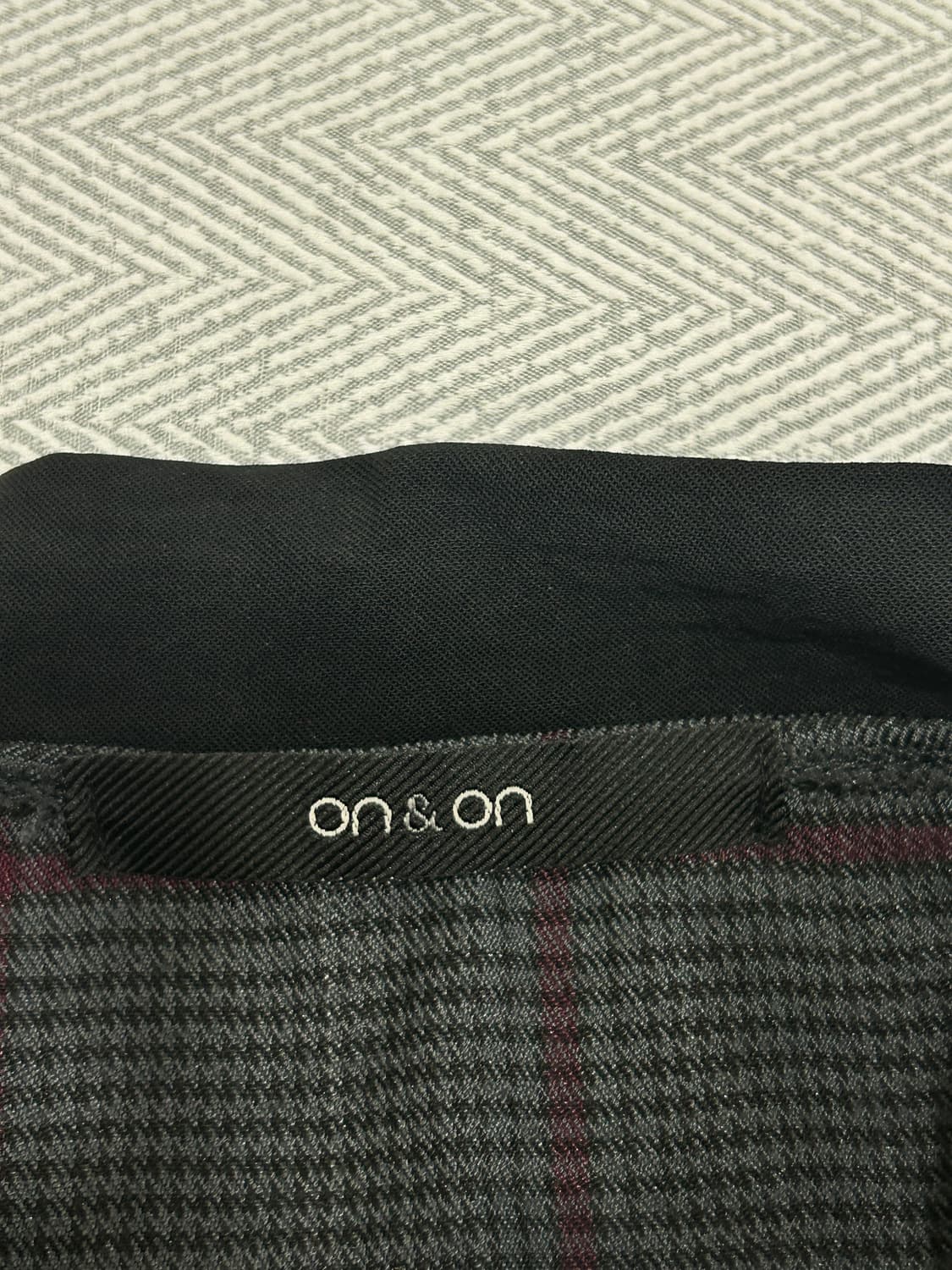 [55] 온앤온 On&On 체크 언발란스 리본 카라 원피스 00사이즈 상품이미지4