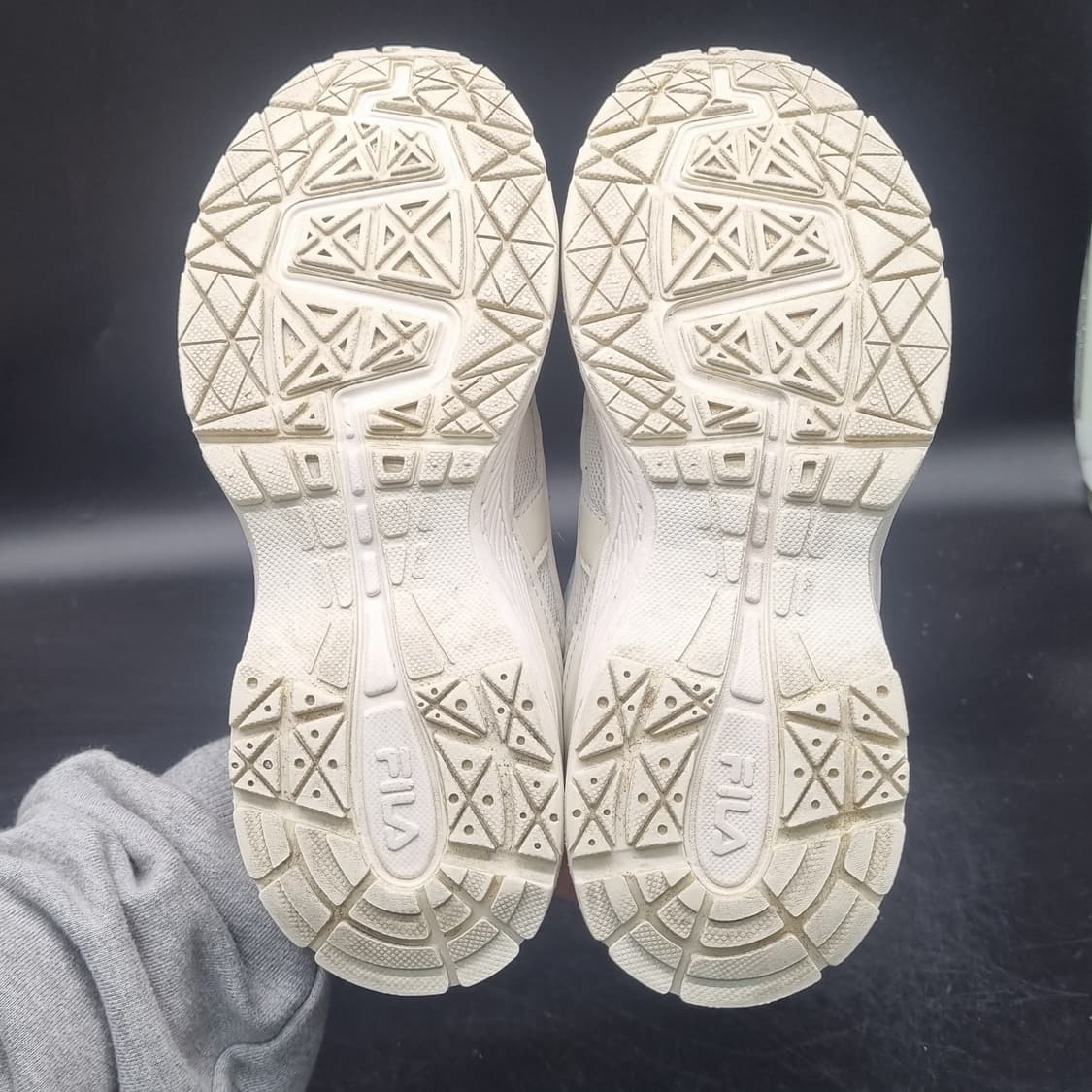 휠라 디사이퍼 운동화 230 상품이미지3