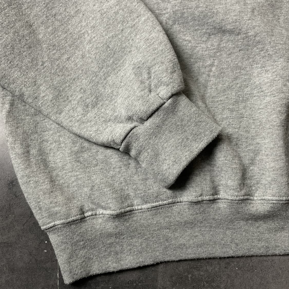 CHAMPION 챔피온 빈티지 라이트 그레이 기모 맨투맨 A00562 상품이미지4