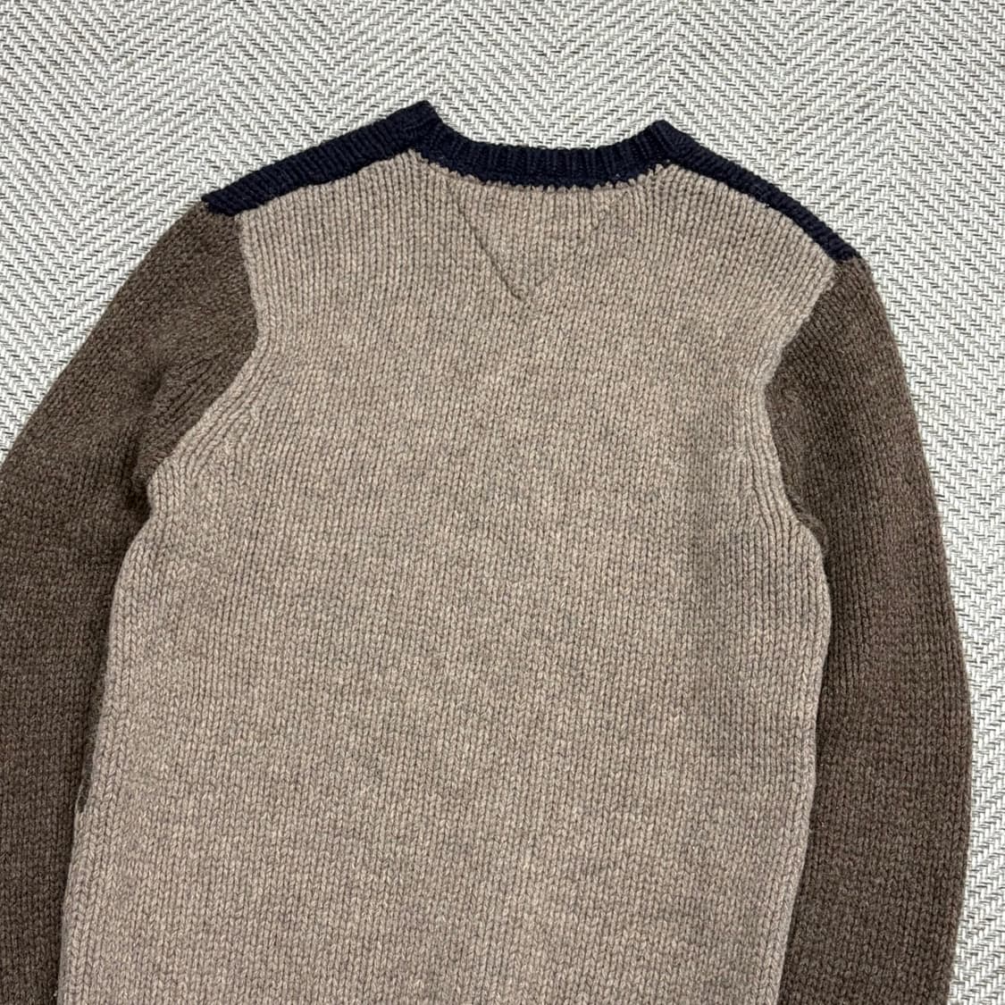  타미힐피거 핸드메이드 울 스웨터 v1596  상품이미지4