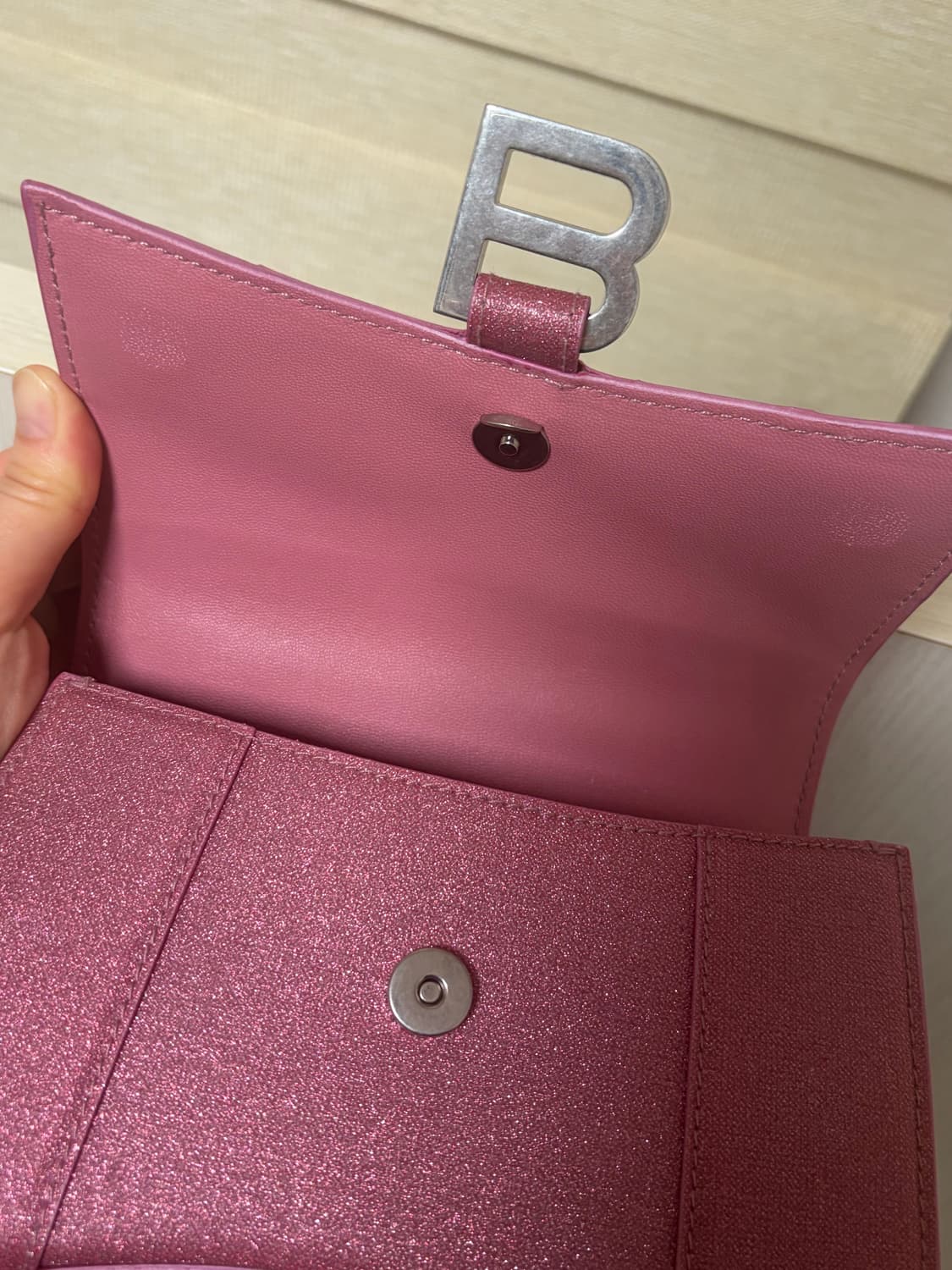 발렌시아가 아워글래스 XS 핑크 상품이미지4