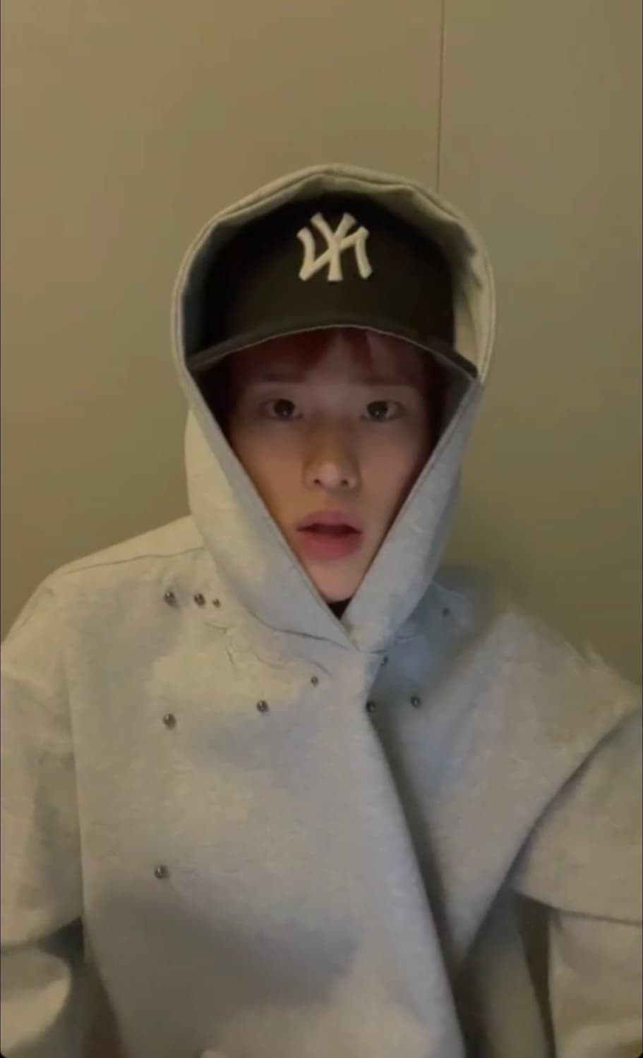 알트코드 고스트 본 링크 후드티 상품이미지1