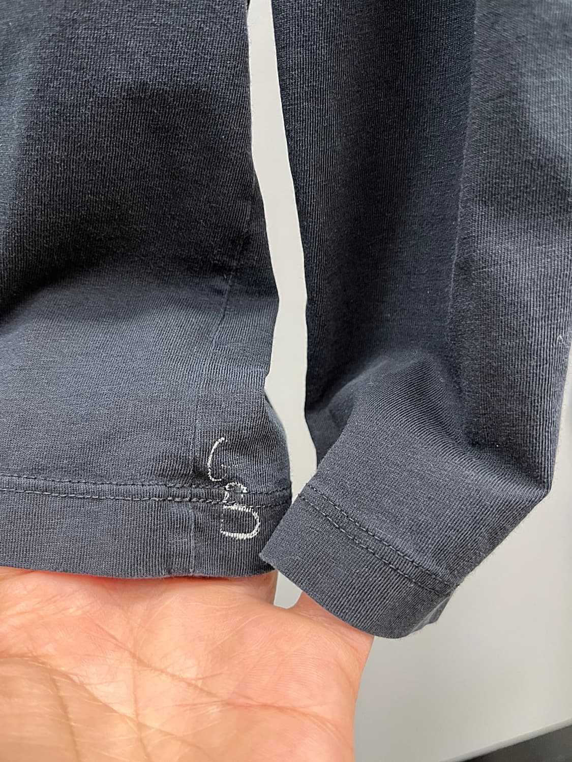 110) 몽클레어 울프 와펜 롱슬리브  상품이미지7