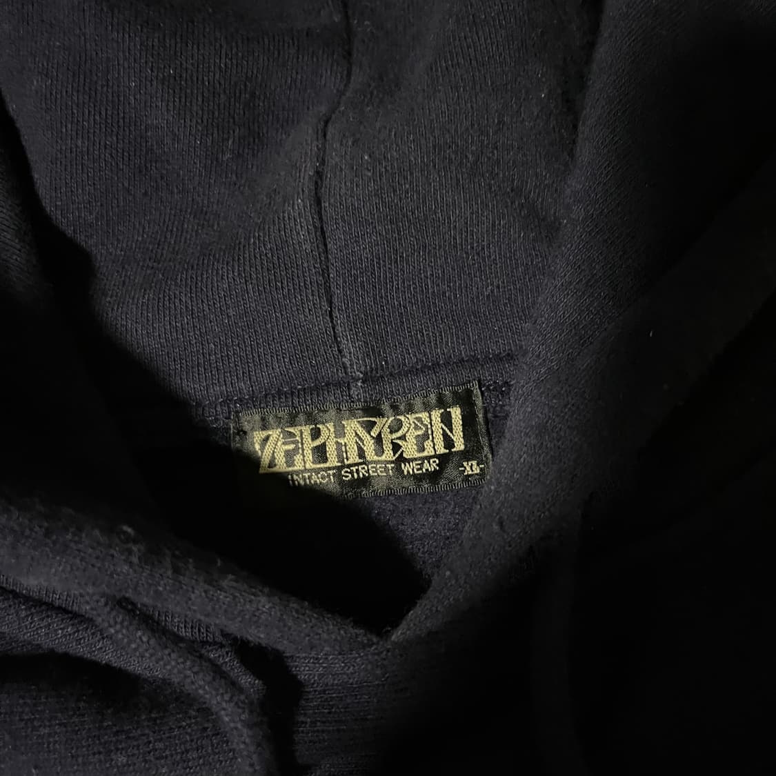 ZEPHYREN . 백 스컬 후드티셔츠 상품이미지3