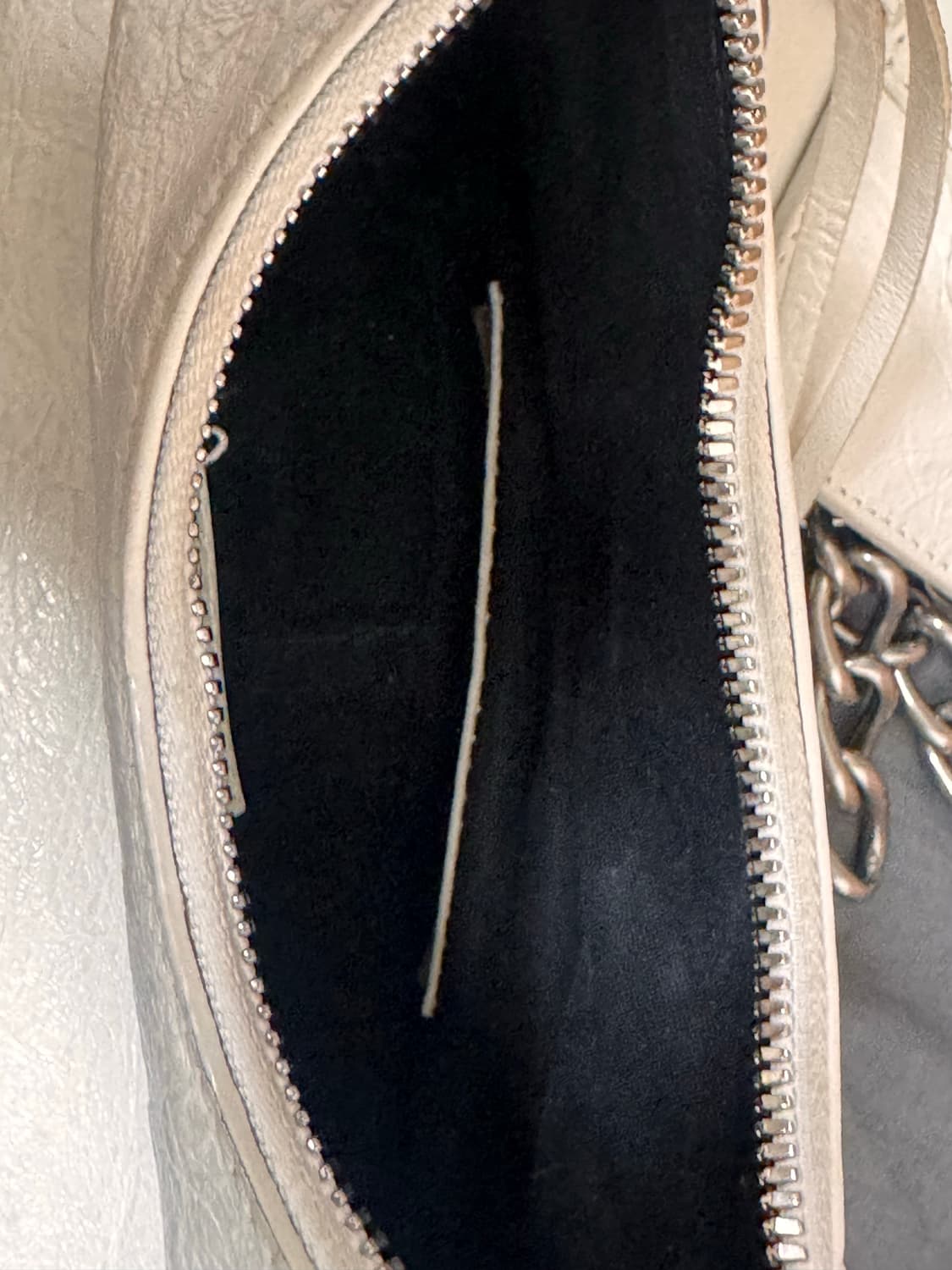 Balenciaga 르카골 화이트 XS 체인 상품이미지6