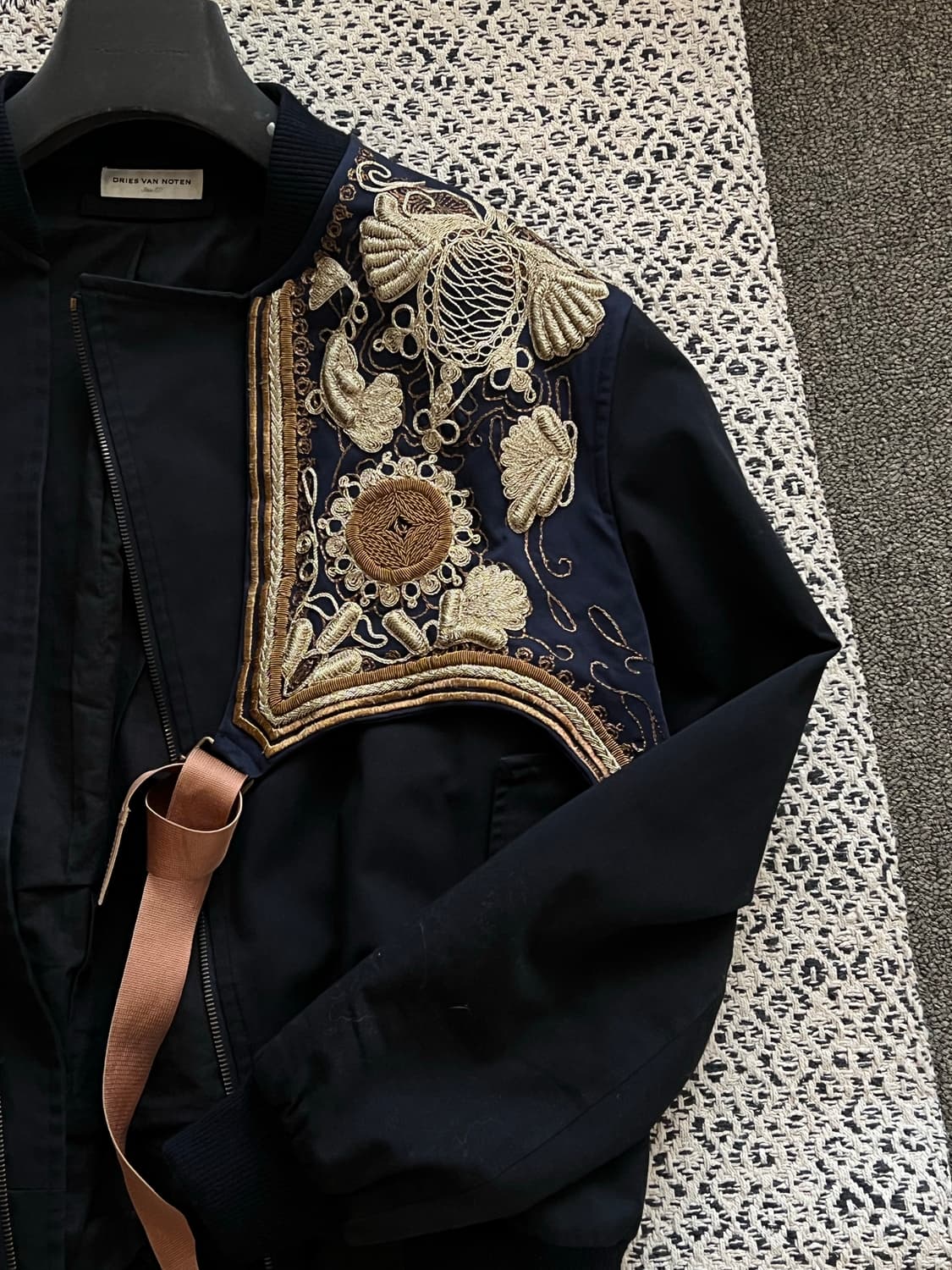 드리스 반노튼 15ss 하네스 봄버 50size 상품이미지5