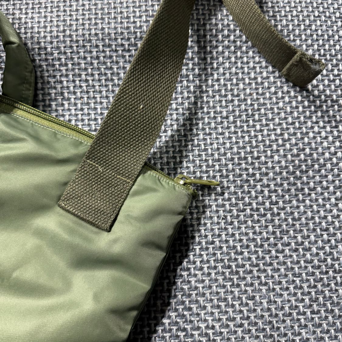 빈티지 밀리터리 자수 가방 상품이미지4