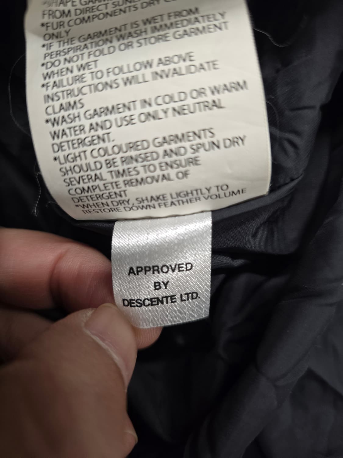 데상트 남자 덕다운 롱패딩.  싸이즈 95 상품이미지10