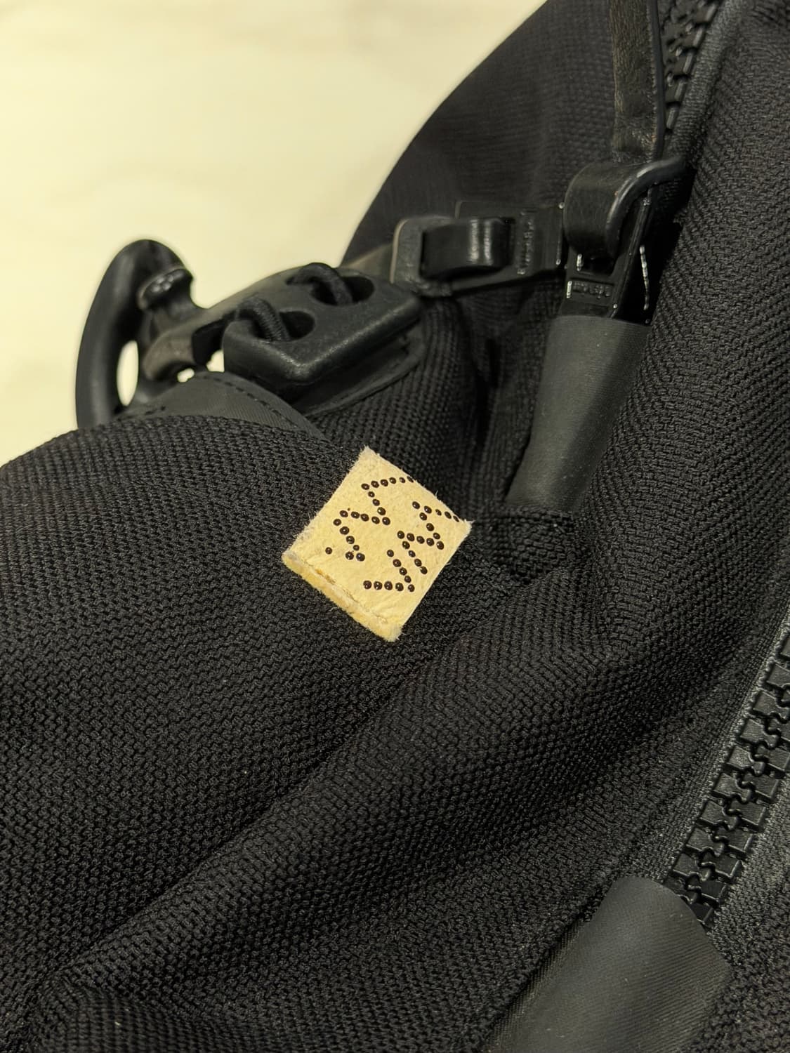 비즈빔 코듀라 백팩 20L 블랙 상품이미지5