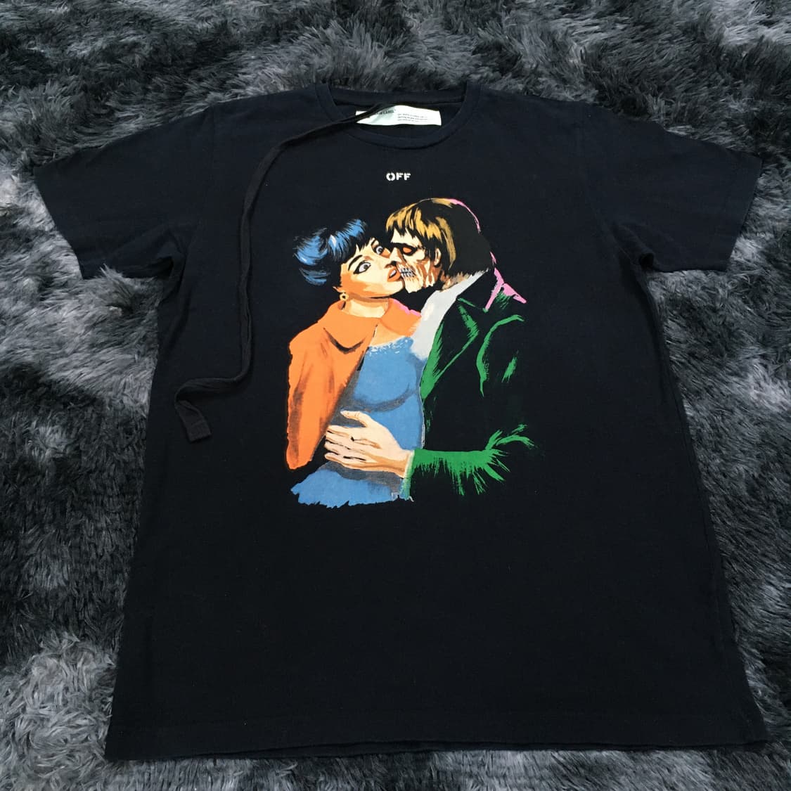 투티/A10 OFF WHITE 프린팅 반팔 블랙 빅로고 상품이미지1