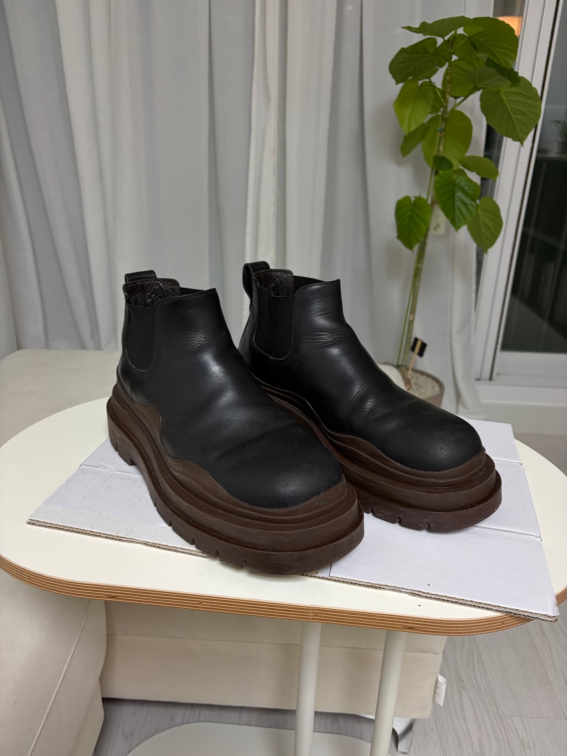 보테가 타이어 부츠 42.5 상품이미지1