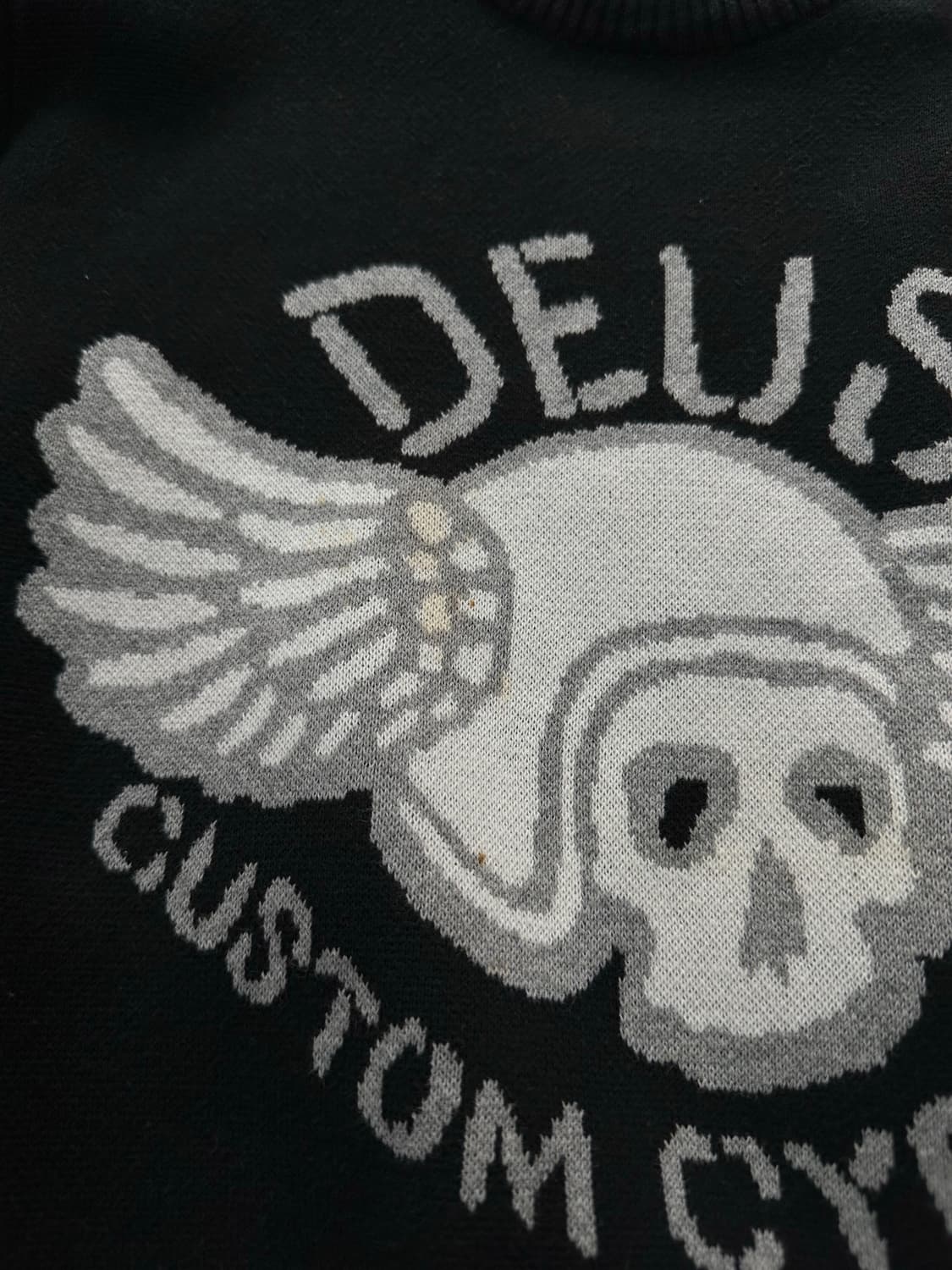 데우스 엑스마키나 스컬윙 빅로고 니트 상품이미지6