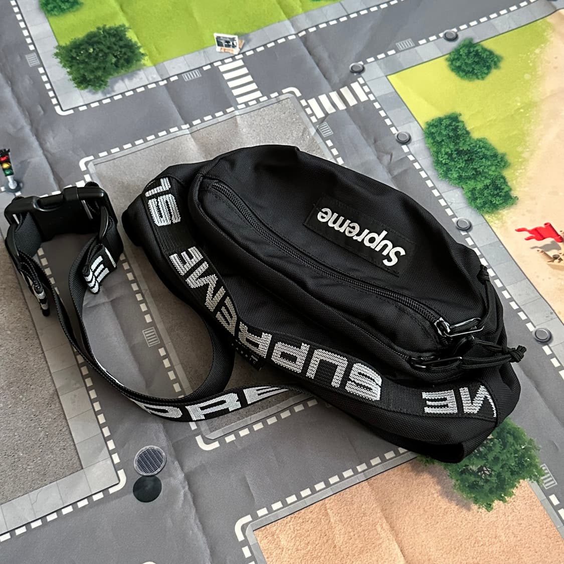 슈프림 코듀라 웨이스트백 블랙 18SS 상품이미지2