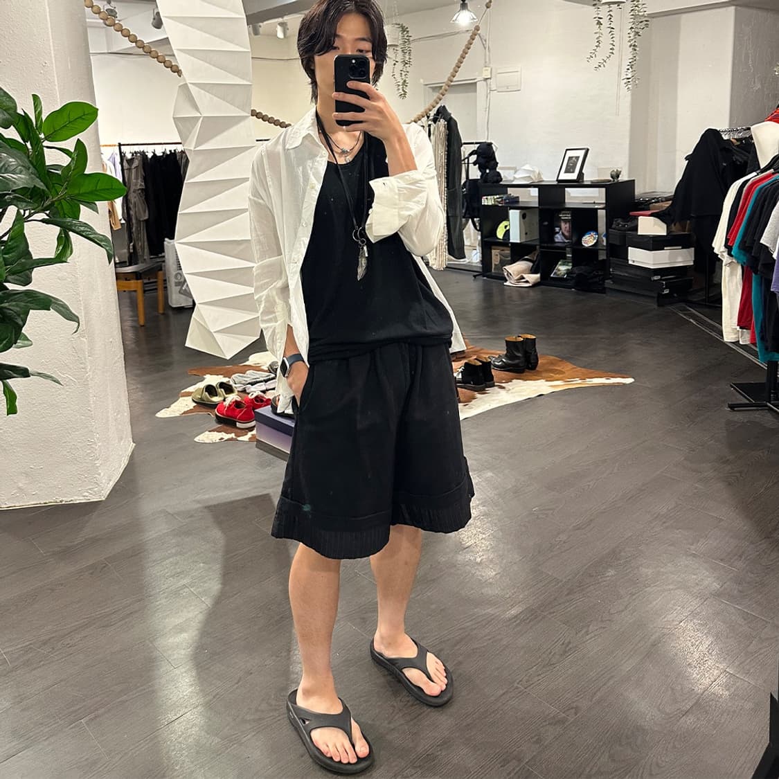 꼼데가르송 블랙 폴딩 디테일 쇼츠 상품이미지4