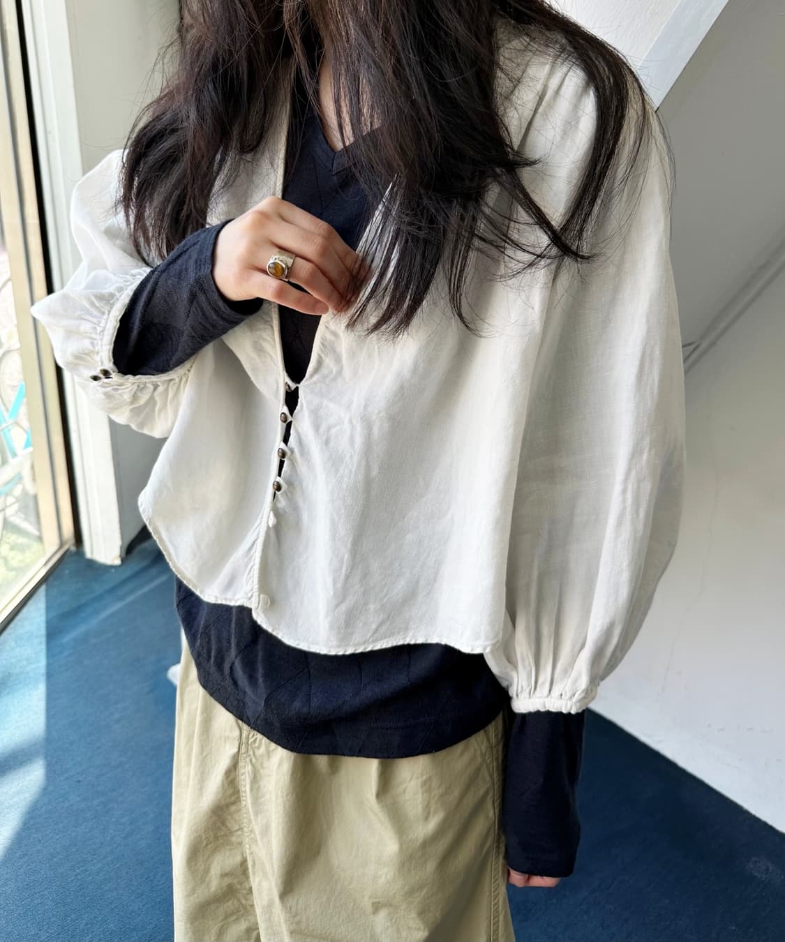 Natural linen design wrap shirt 상품이미지8