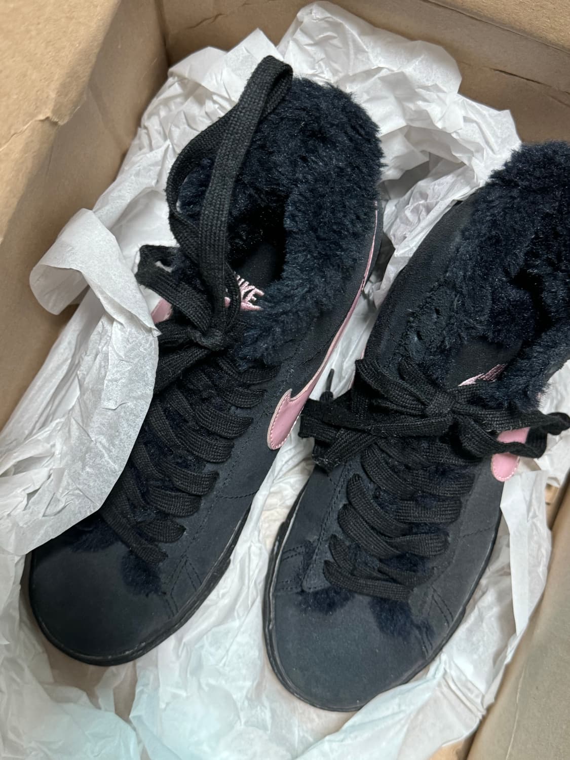 nike black fur shoes 상품이미지9