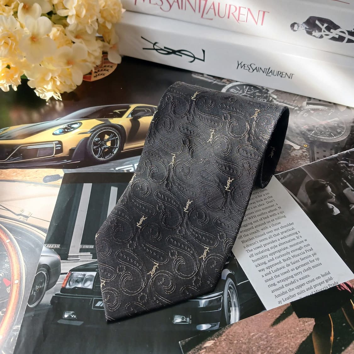 입생로랑 실크 자수 패턴 넥타이 9.3cm A+등급 A19241
 상품이미지2