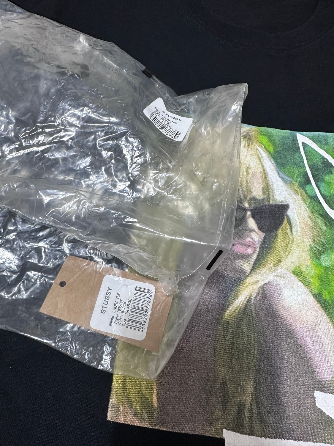 [XL] 스투시 로라 티셔츠 블랙 상품이미지6