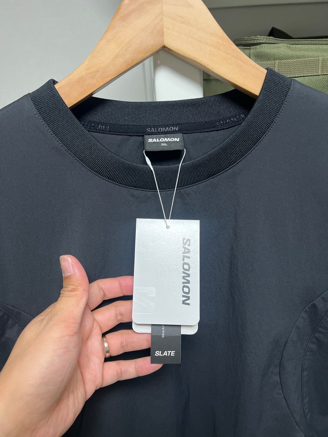 새상품.XXL) 살로몬 uni 슬레이트 우븐풀오버(블랙) 상품이미지2