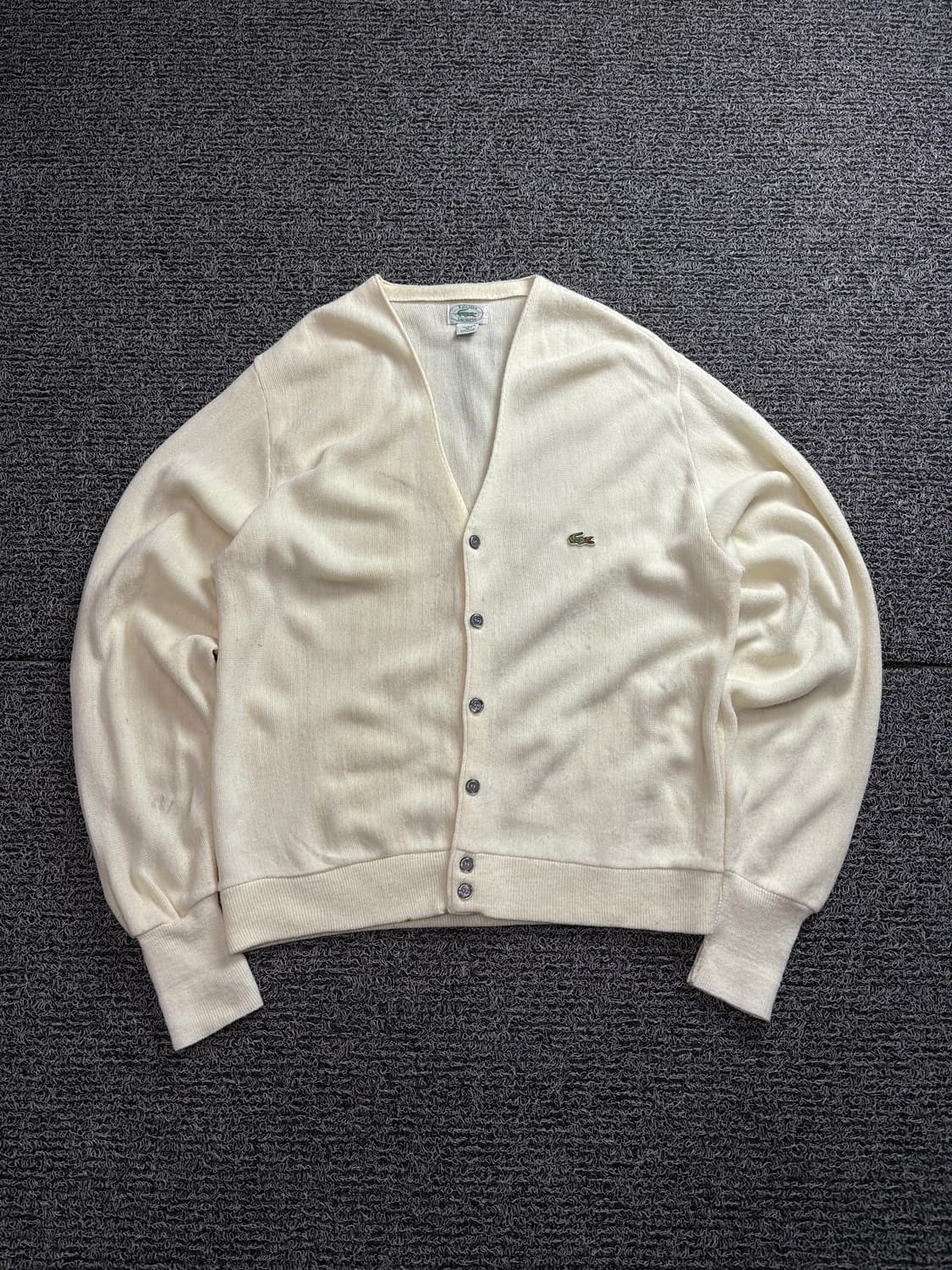 라코스테 자수로고 아카이브 미니멀 박시핏 가디건 1581 상품이미지2