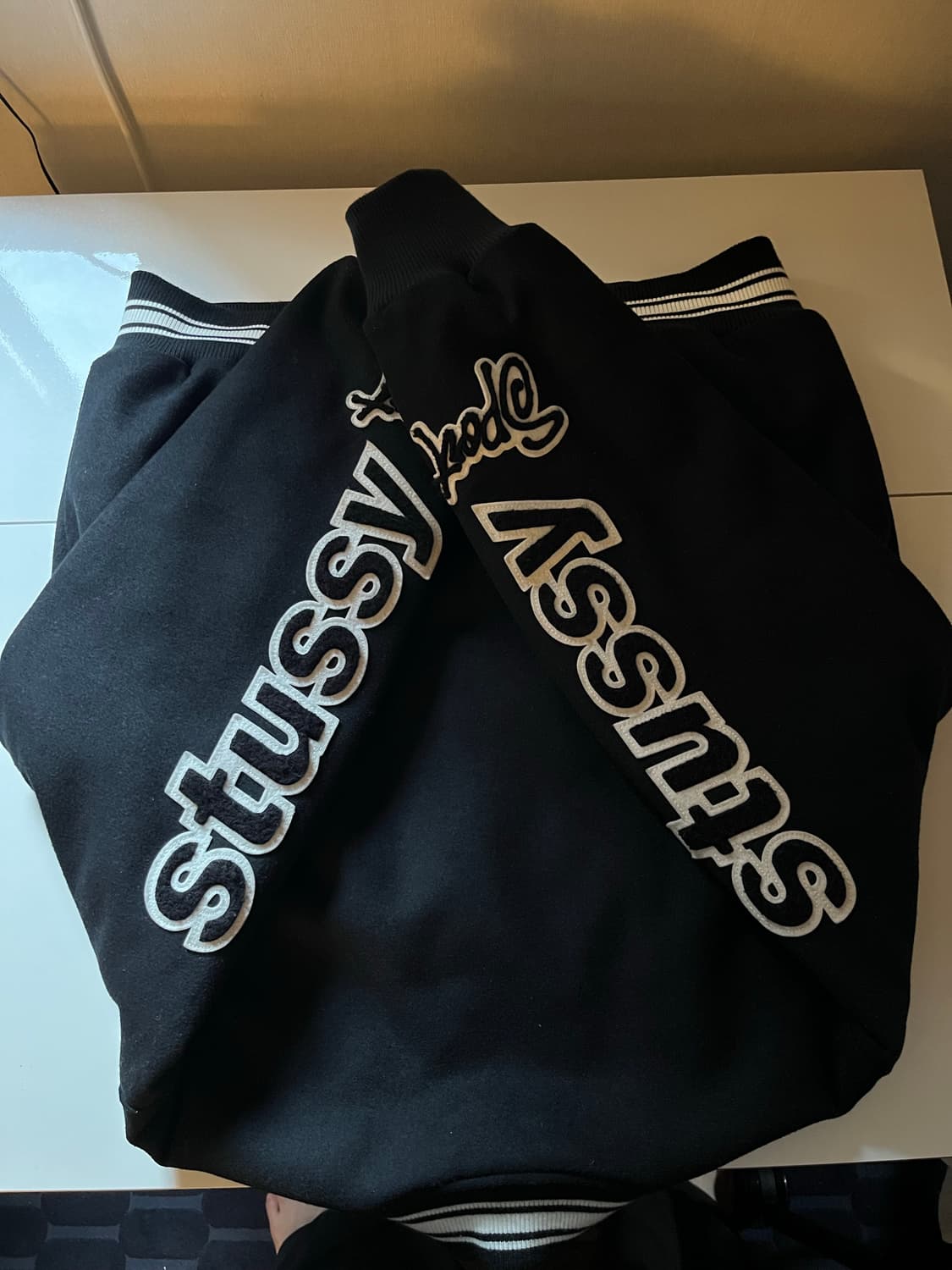 스투시 바시티 자켓 상품이미지2