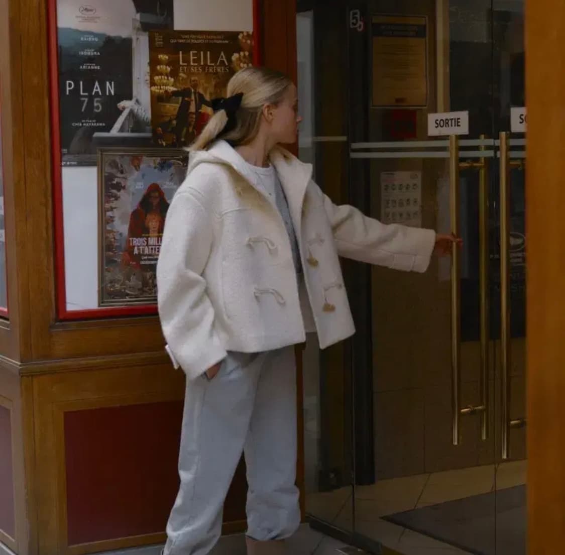 네이비카운티 부클 더플 코트 에크루 상품이미지6