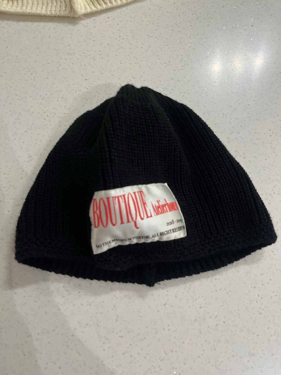 더뮤지엄비지터 비니 상품이미지3