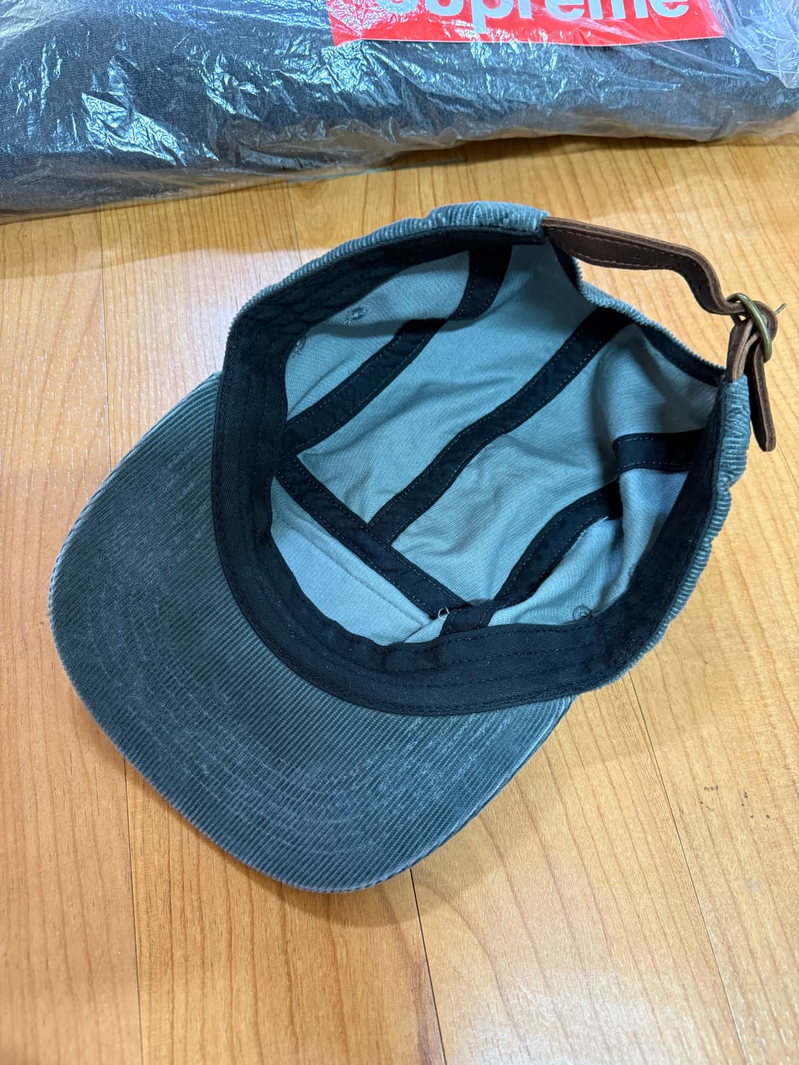 슈프림 21FW 박스로고 후드 스웨이트셔츠 상품이미지9