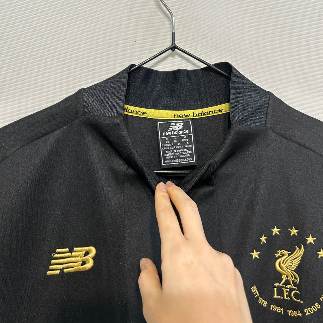 뉴발란스 리버풀 챔스 우승기념 유니폼 L 상품이미지2