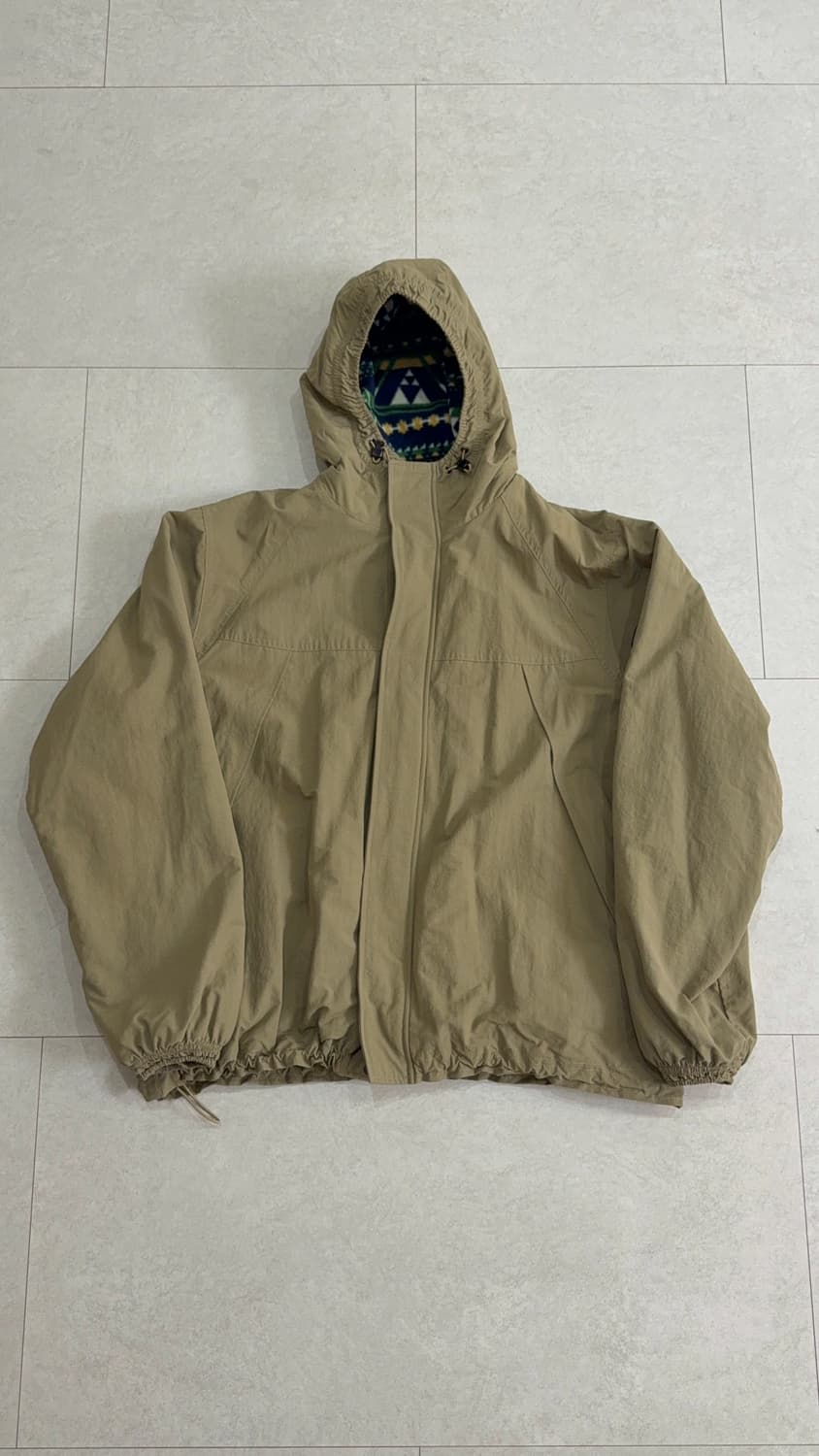 블랙아웃 리버시블 마운틴파카 XL 상품이미지1