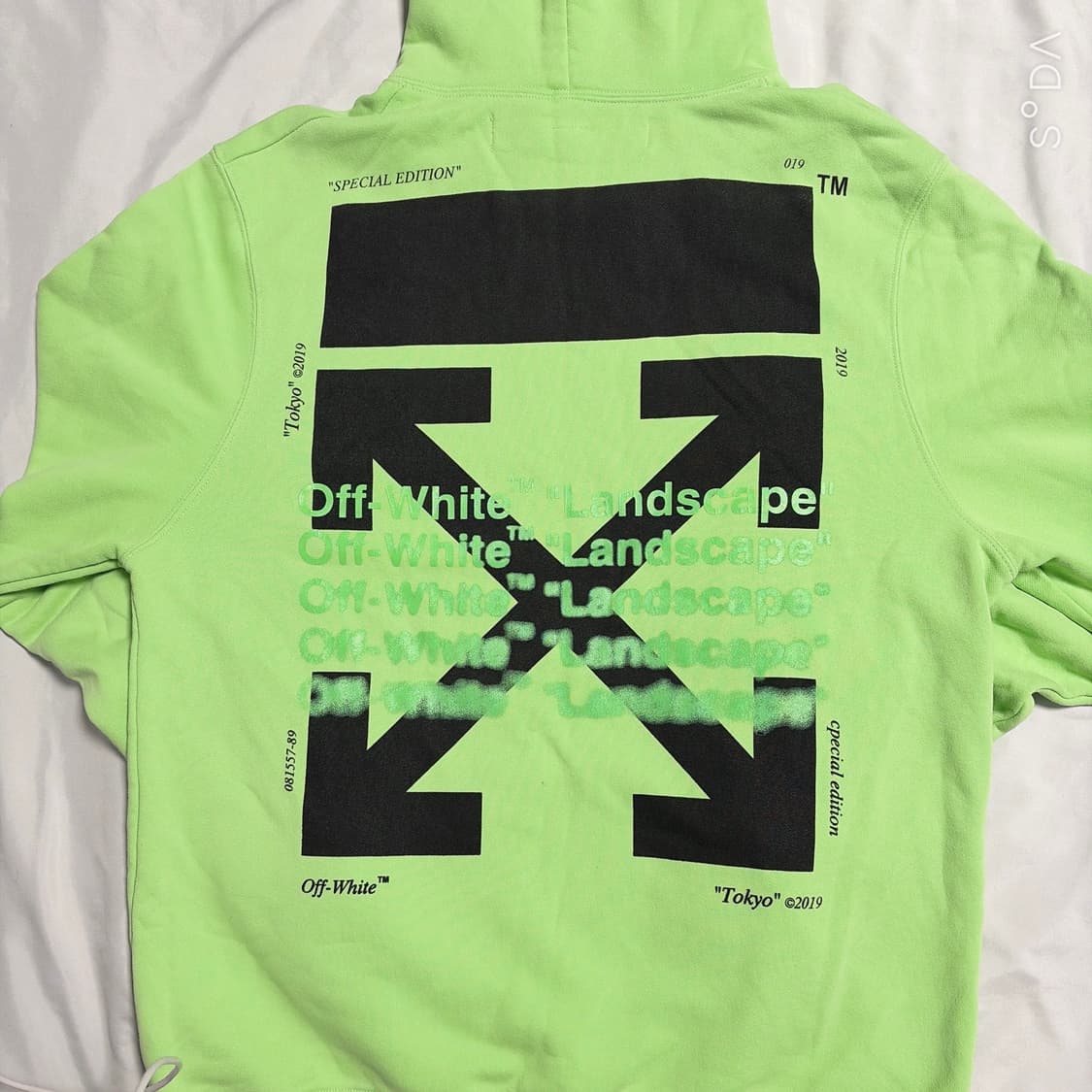 오프화이트 라임색 후드티 M~L 상품이미지9