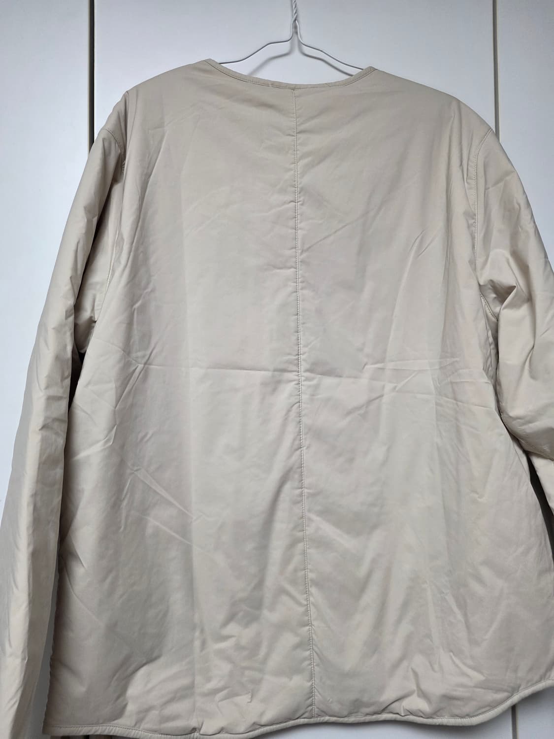 뉴발란스 아이보리 경량패딩 자켓 상품이미지3