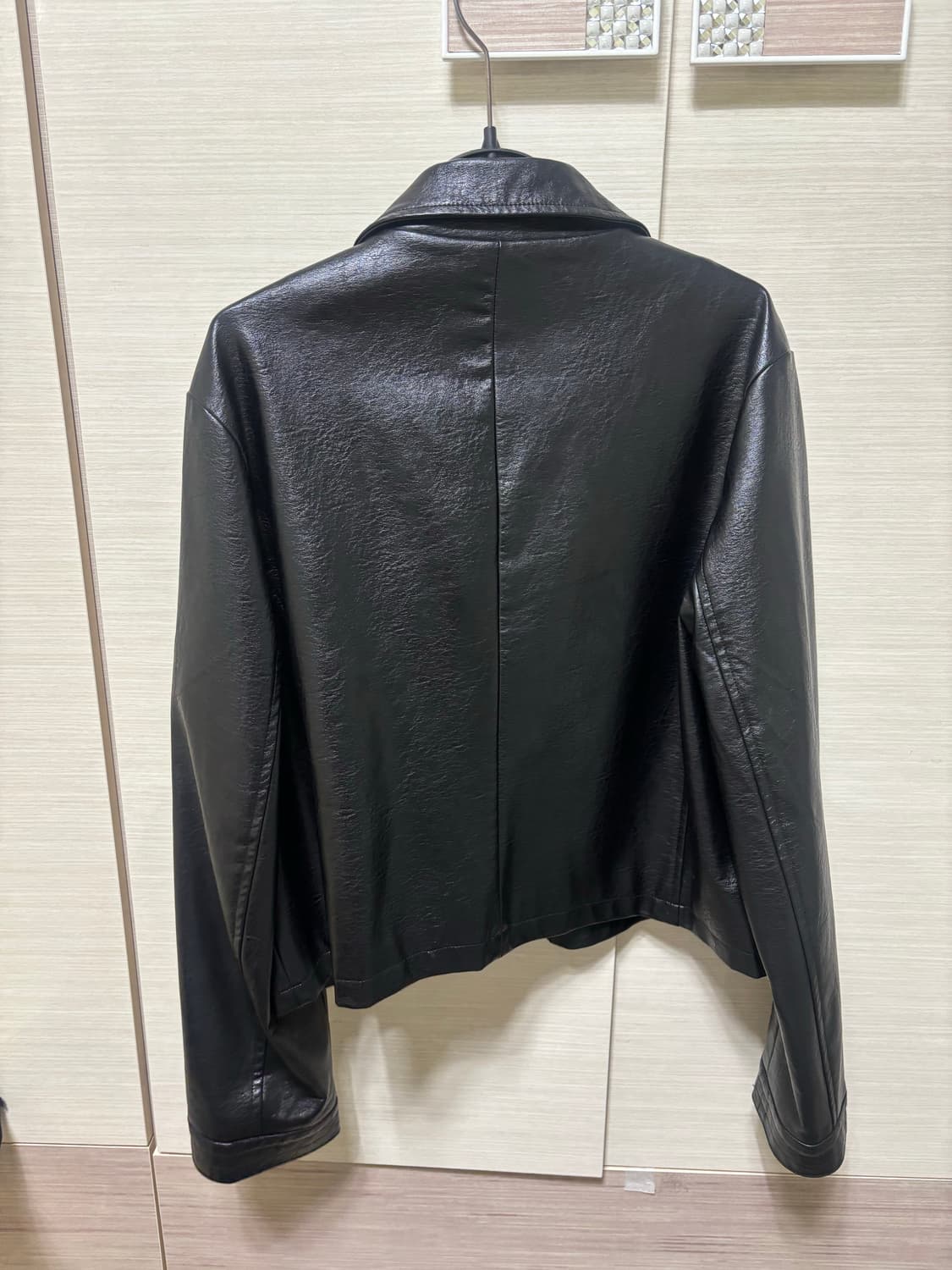 시야쥬 페이크 레더 자켓 상품이미지4