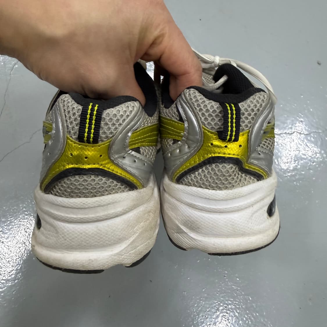 245 뉴발란스 530 실버 옐로우 0120T 상품이미지3