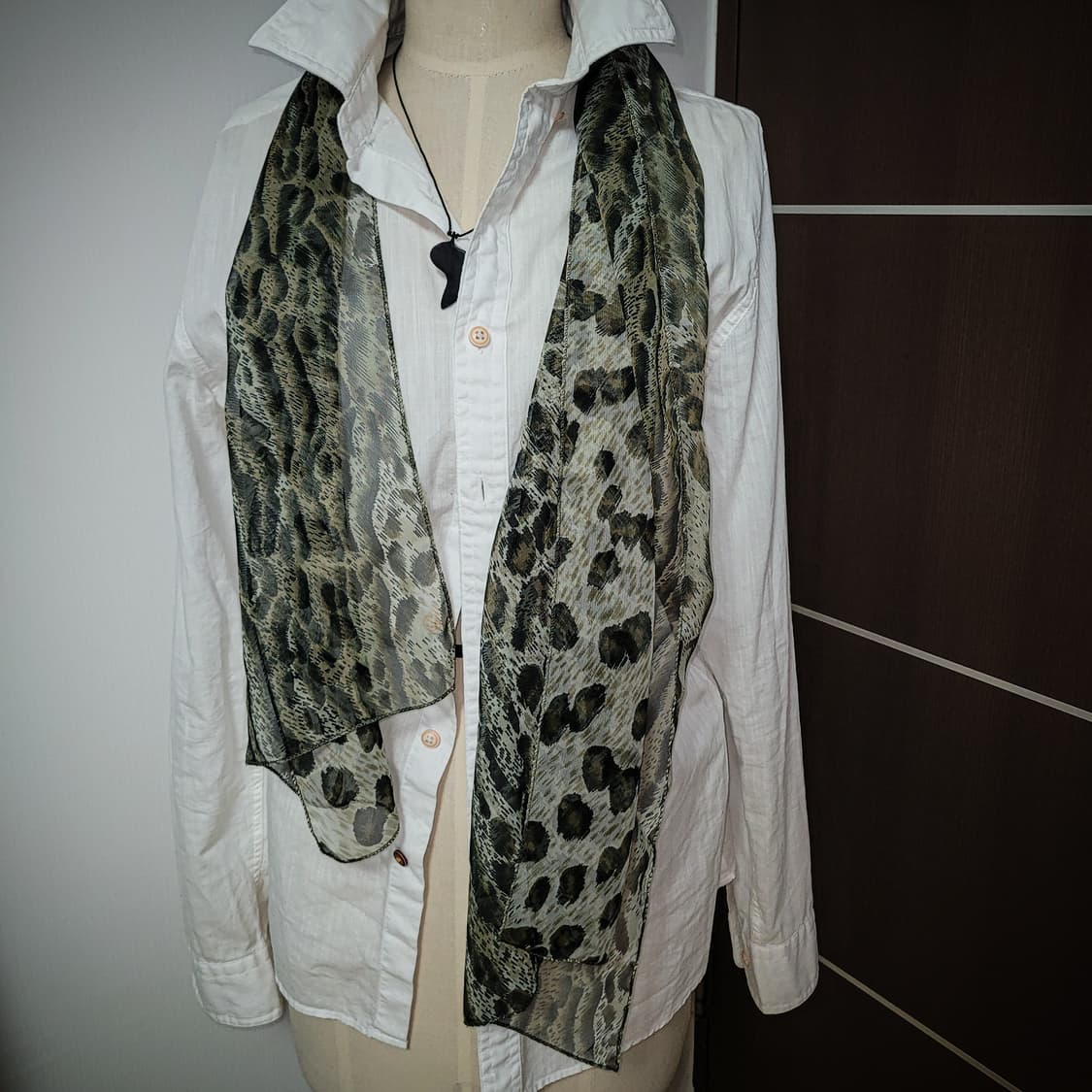 Chic Leopard Print Chiffon Scarf 상품이미지1