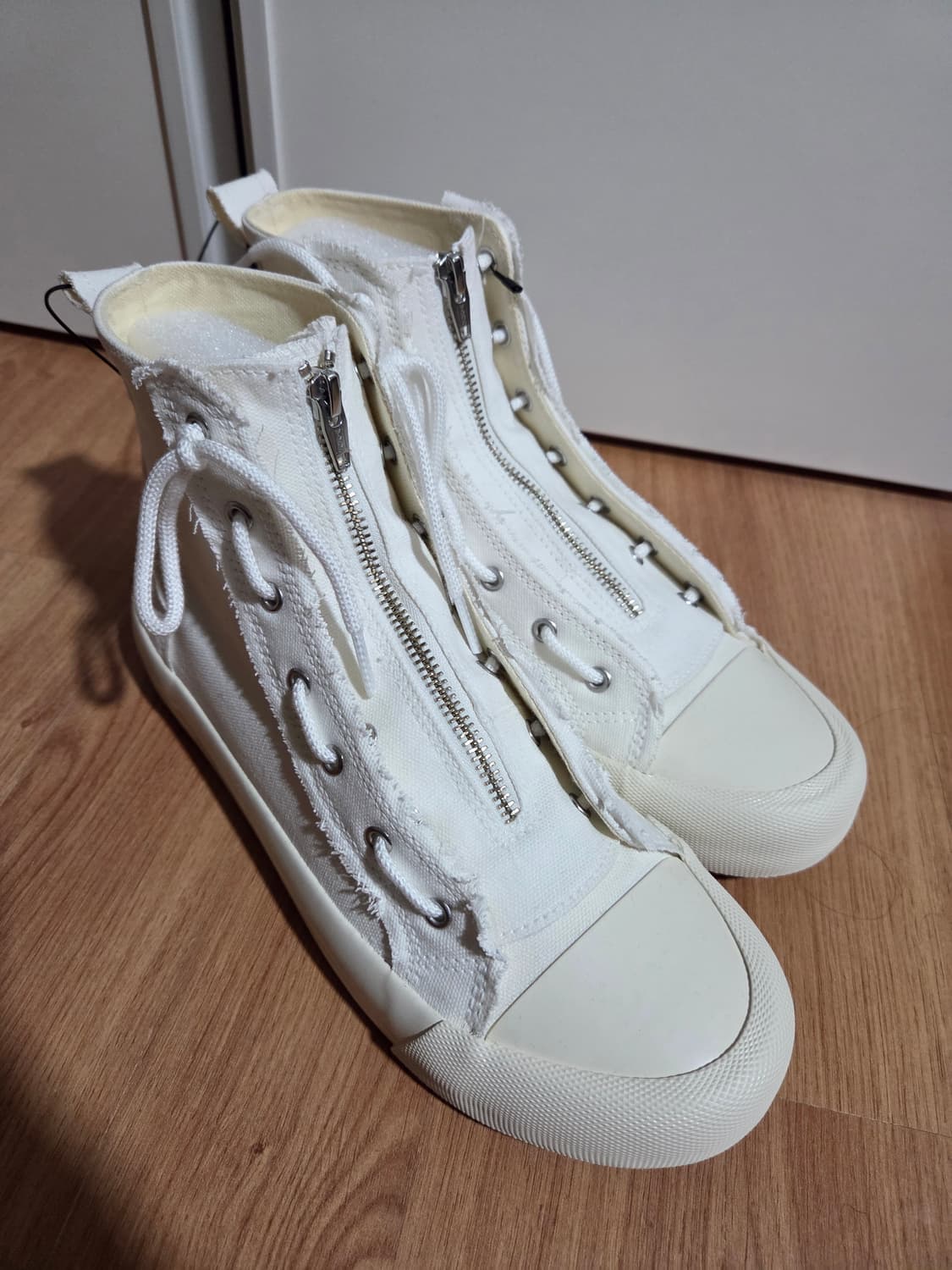 gu 언더커버 하이컷 스니커즈 260 새상품 상품이미지1