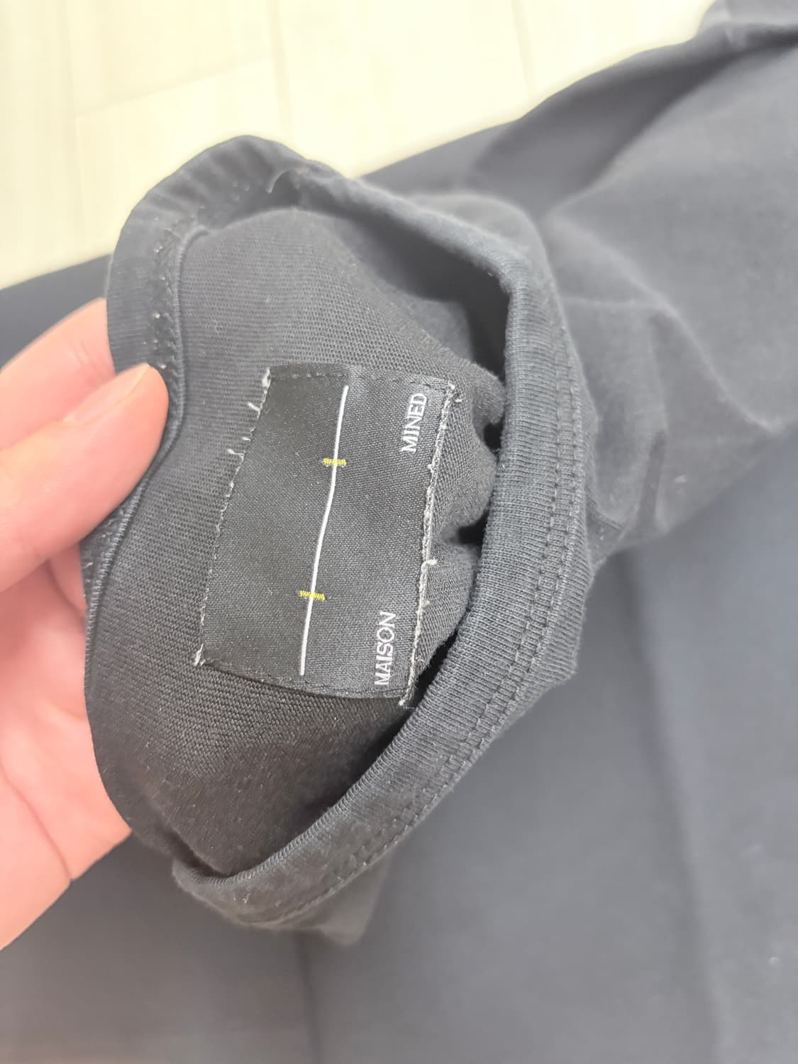 메종미네드 블랙 긴팔 티셔츠 롱슬리브 s사이즈 상품이미지4