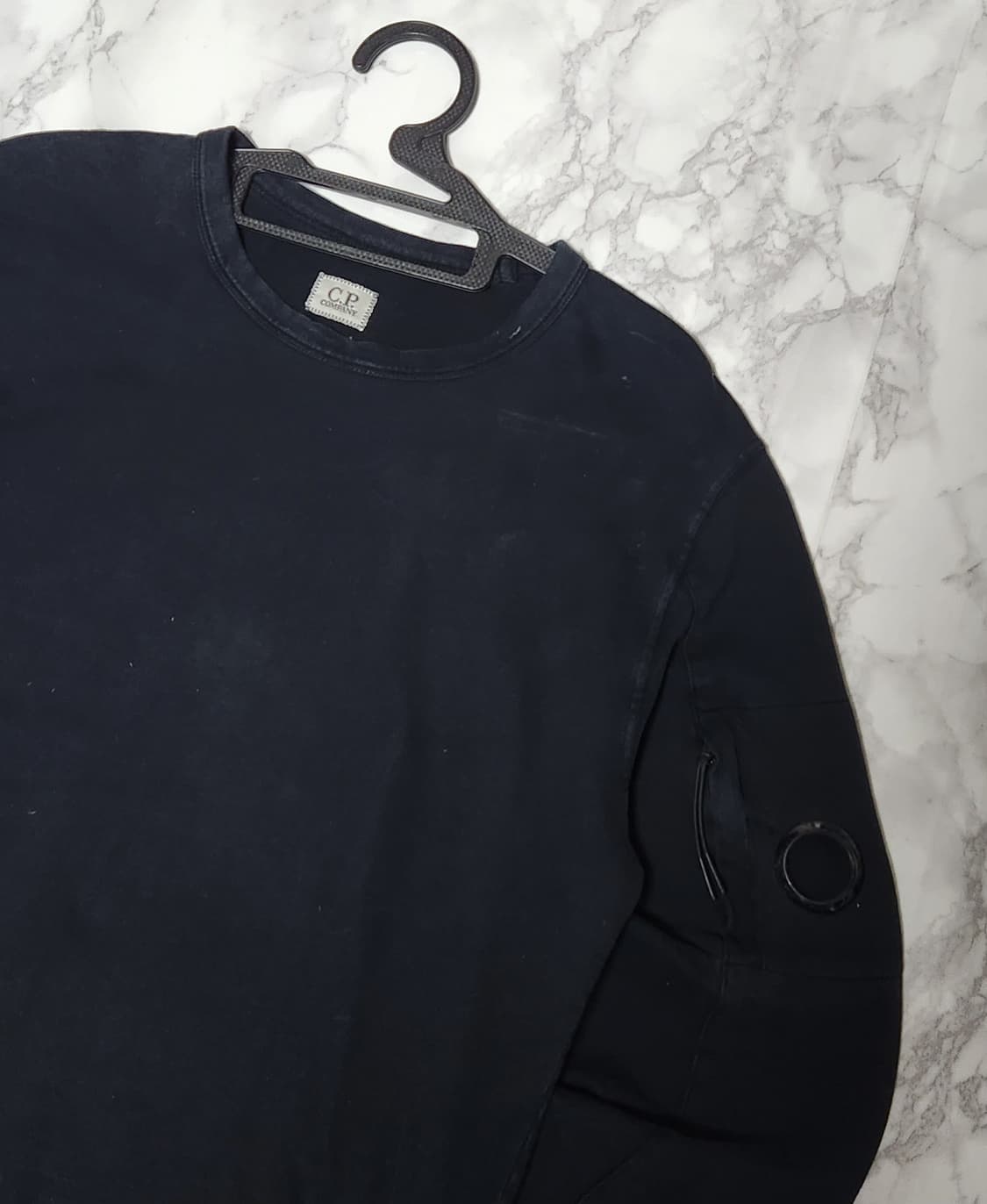 CP 컴퍼니 렌즈 맨투맨 상품이미지3