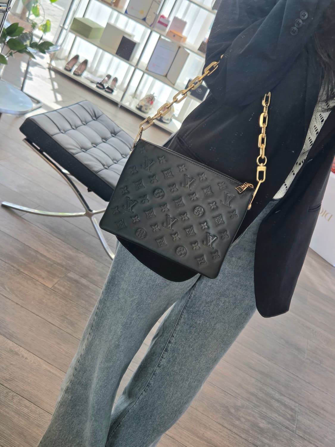 루이비통 쿠상PM 체인 숄더백 M21260 상품이미지10