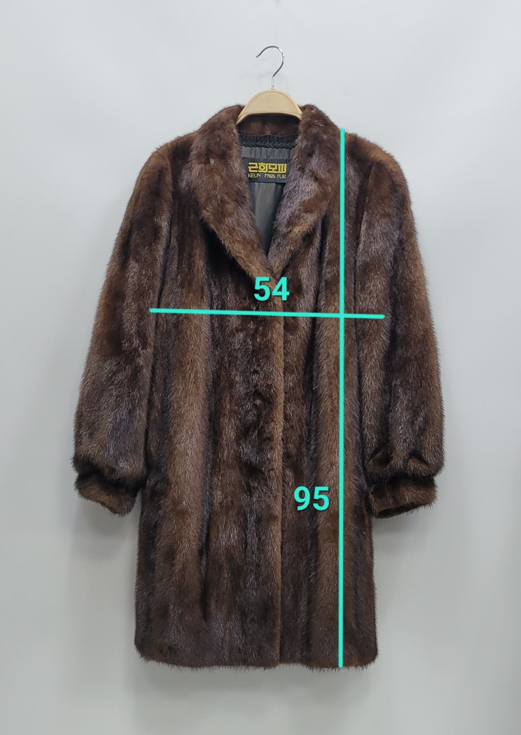 근화모피 사가 밍크 하프 코트 / 여 91-100-165
 상품이미지10