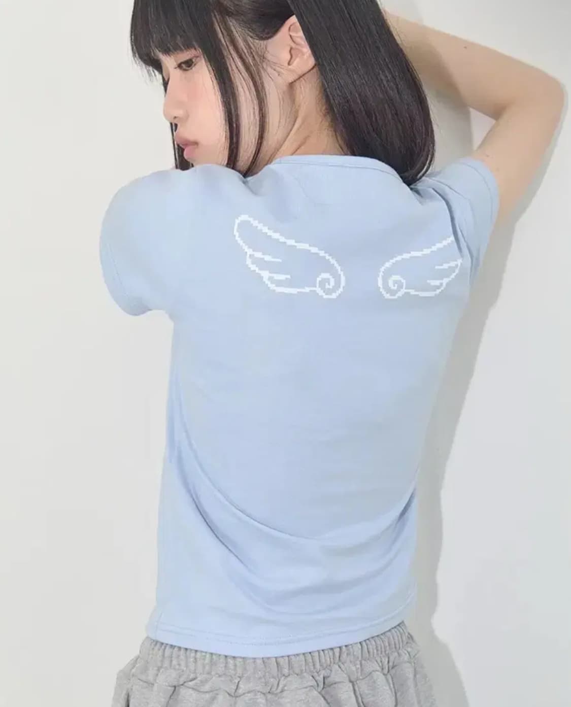 팬시클럽 엔젤 마크 크롭 티 상품이미지1