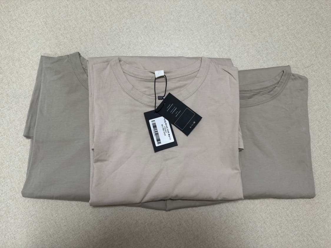 어텐션로우 레이어드 롱슬리브 새제품 3개 일괄 처분 말도안되는가격 상품이미지3