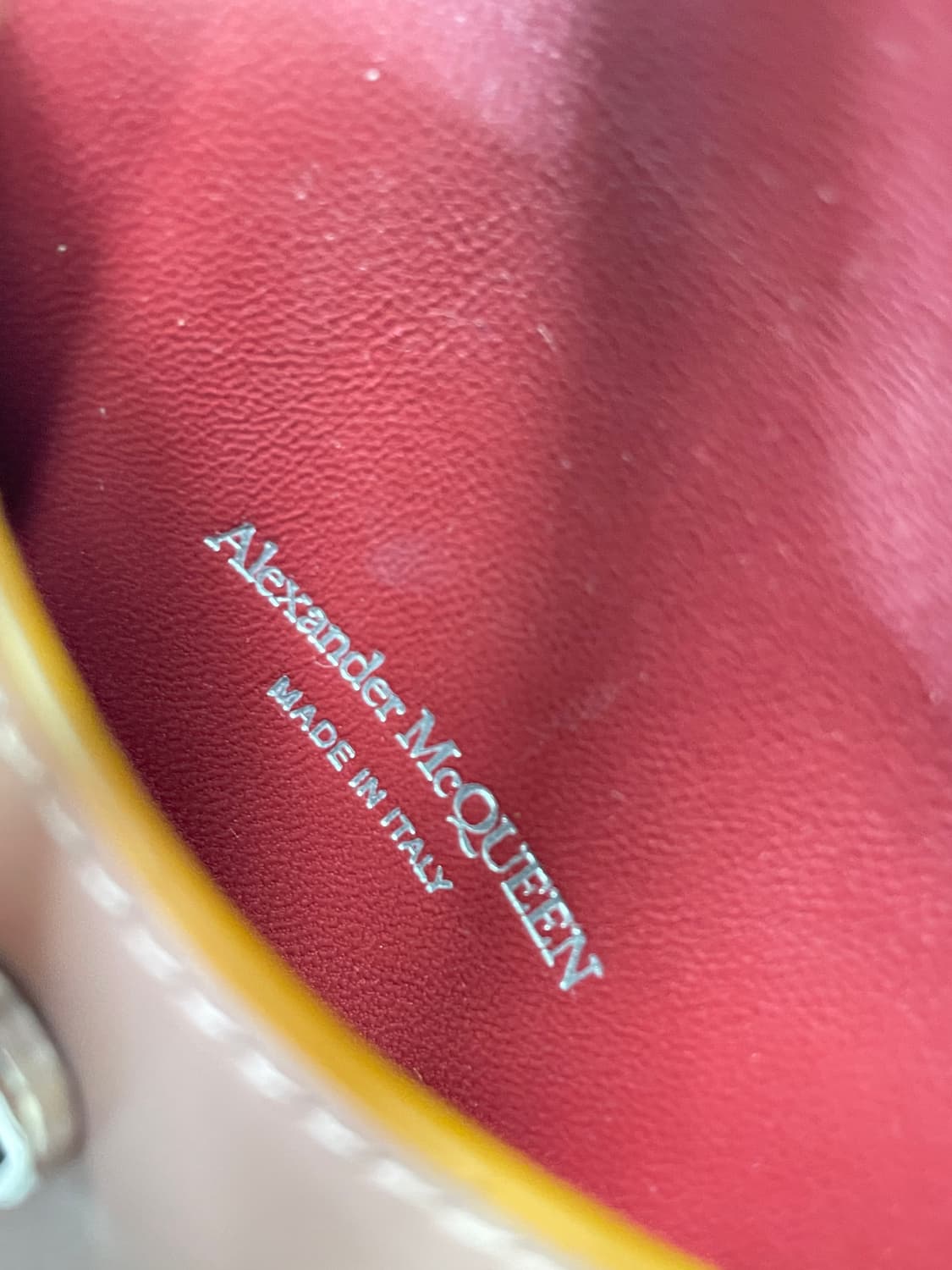 새상품 알렉산더 맥퀸 커브 마이크로백 크로스백 폰백 상품이미지8